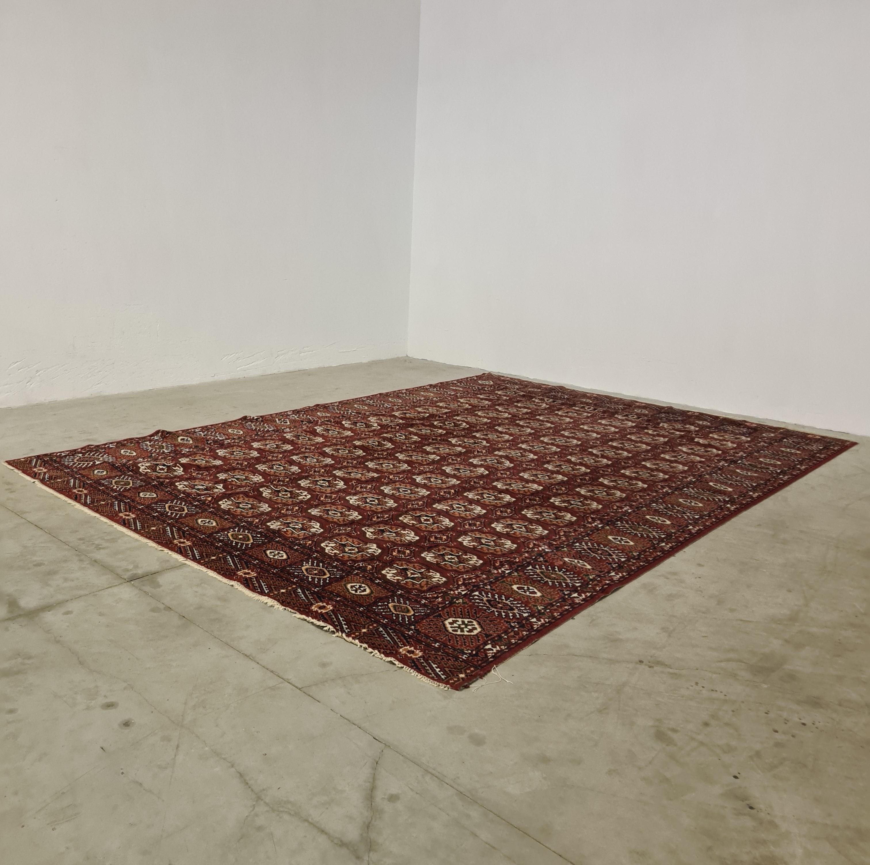 Early 20th Century Large hand-knotted Russian Bukhara rug hand-knotted in pure wool early 900'