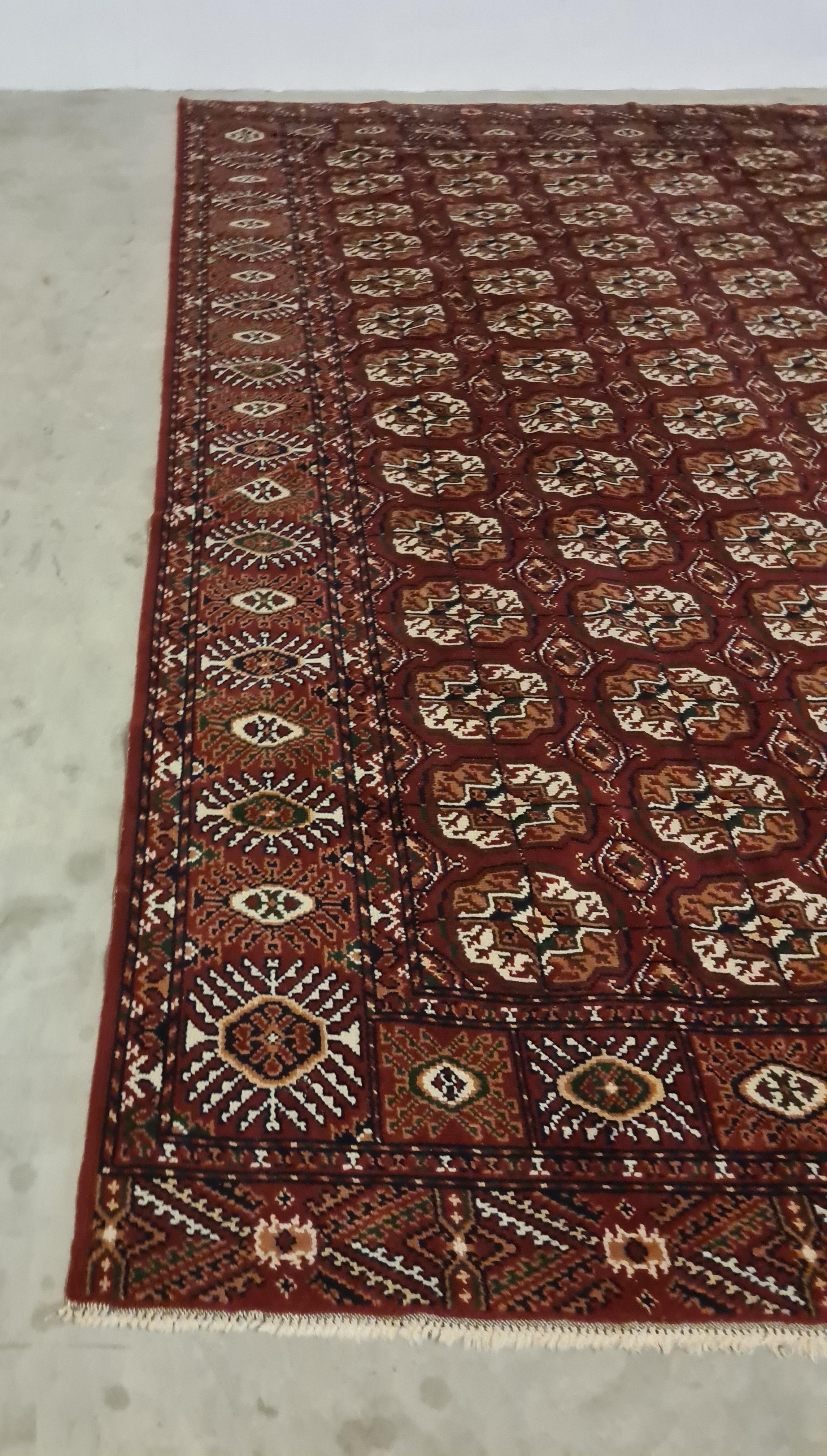 Wool Large hand-knotted Russian Bukhara rug hand-knotted in pure wool early 900'