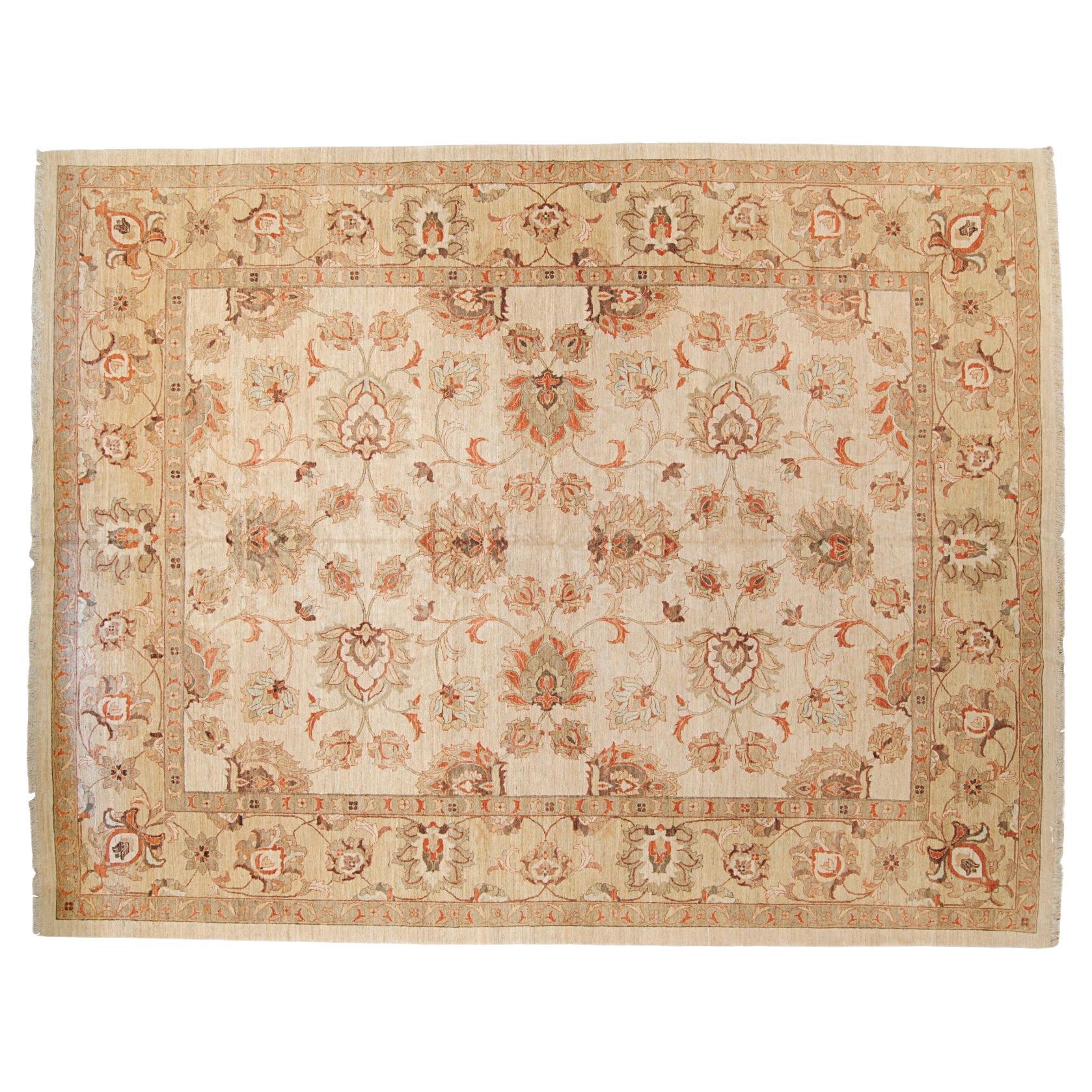 Large cream background rug with the patterns of ancient Agra For Sale