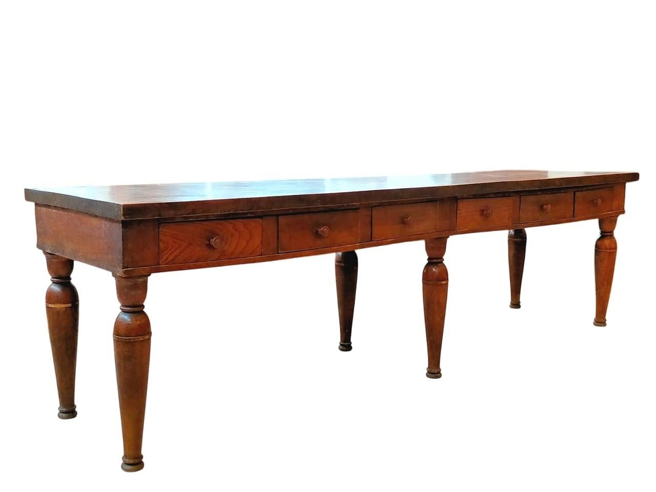 Orme Grande table ancienne à six pieds 19ème siècle en vente
