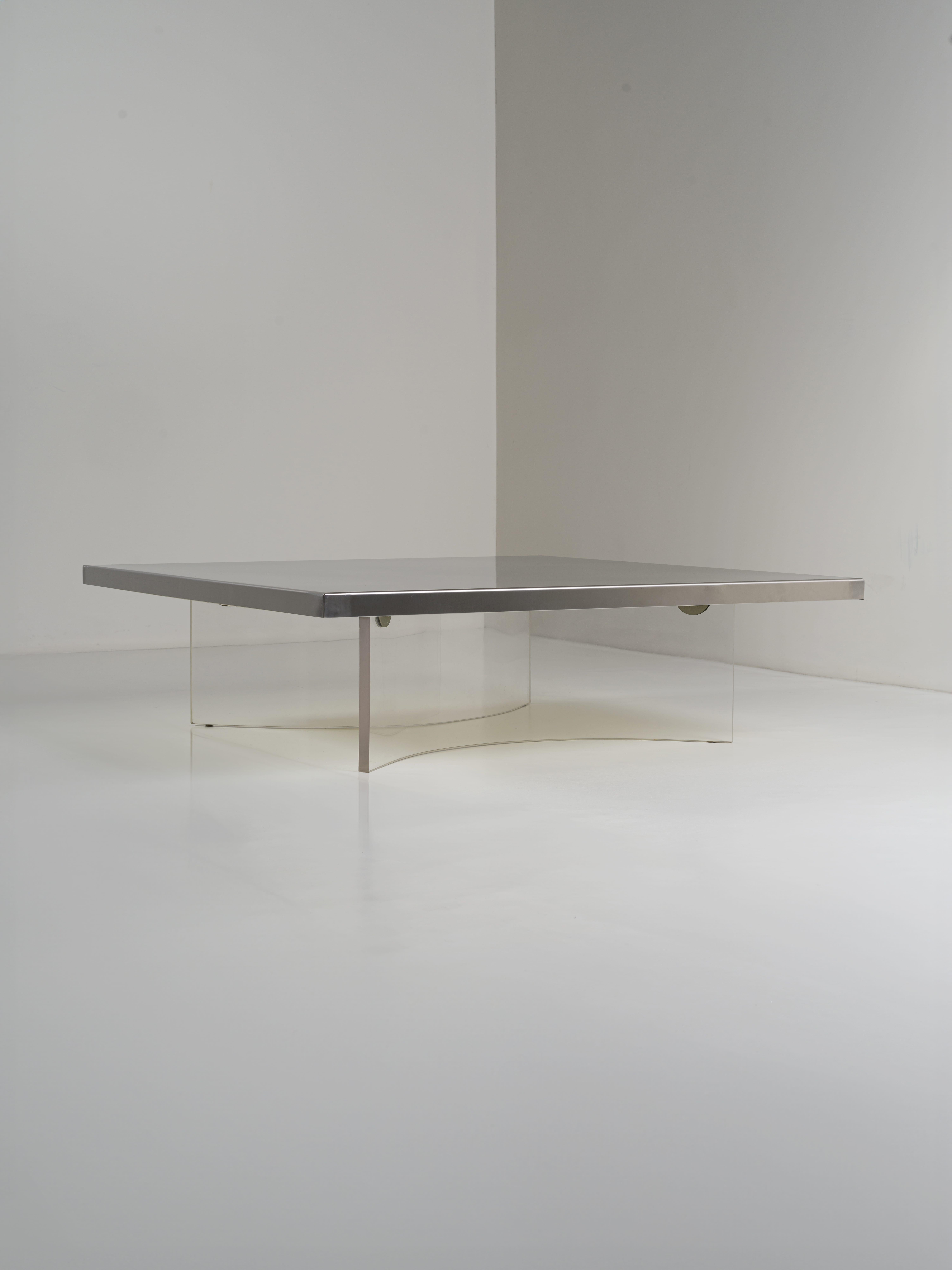 Mesa baja grande Roberto Monsani para Acerbis Italia 70's Moderno en venta