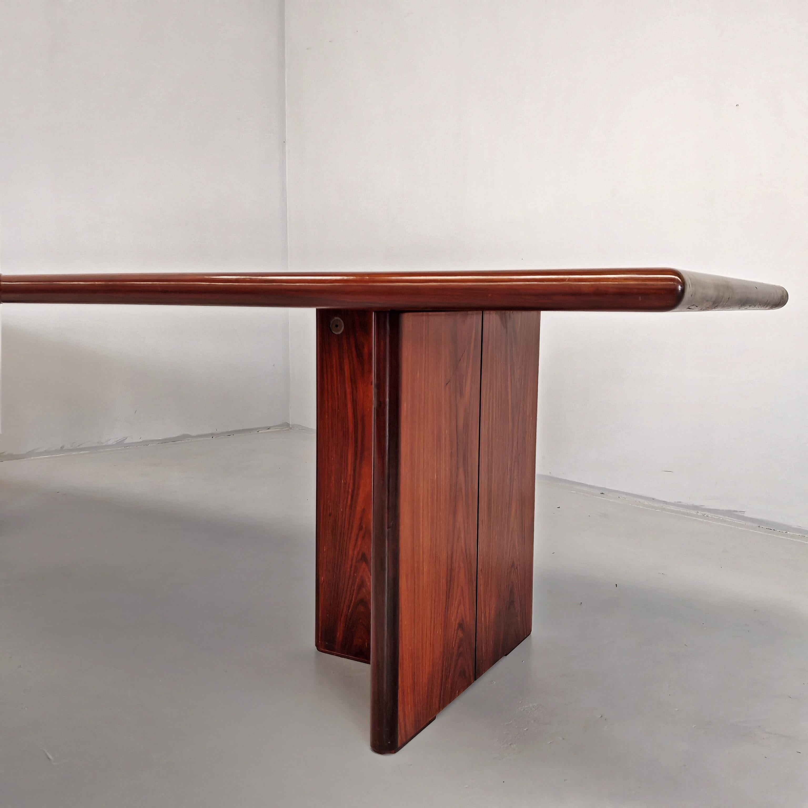 Grande Tavolo in legno 12 o 14 posti design Italiano anni 60 in vendita 12