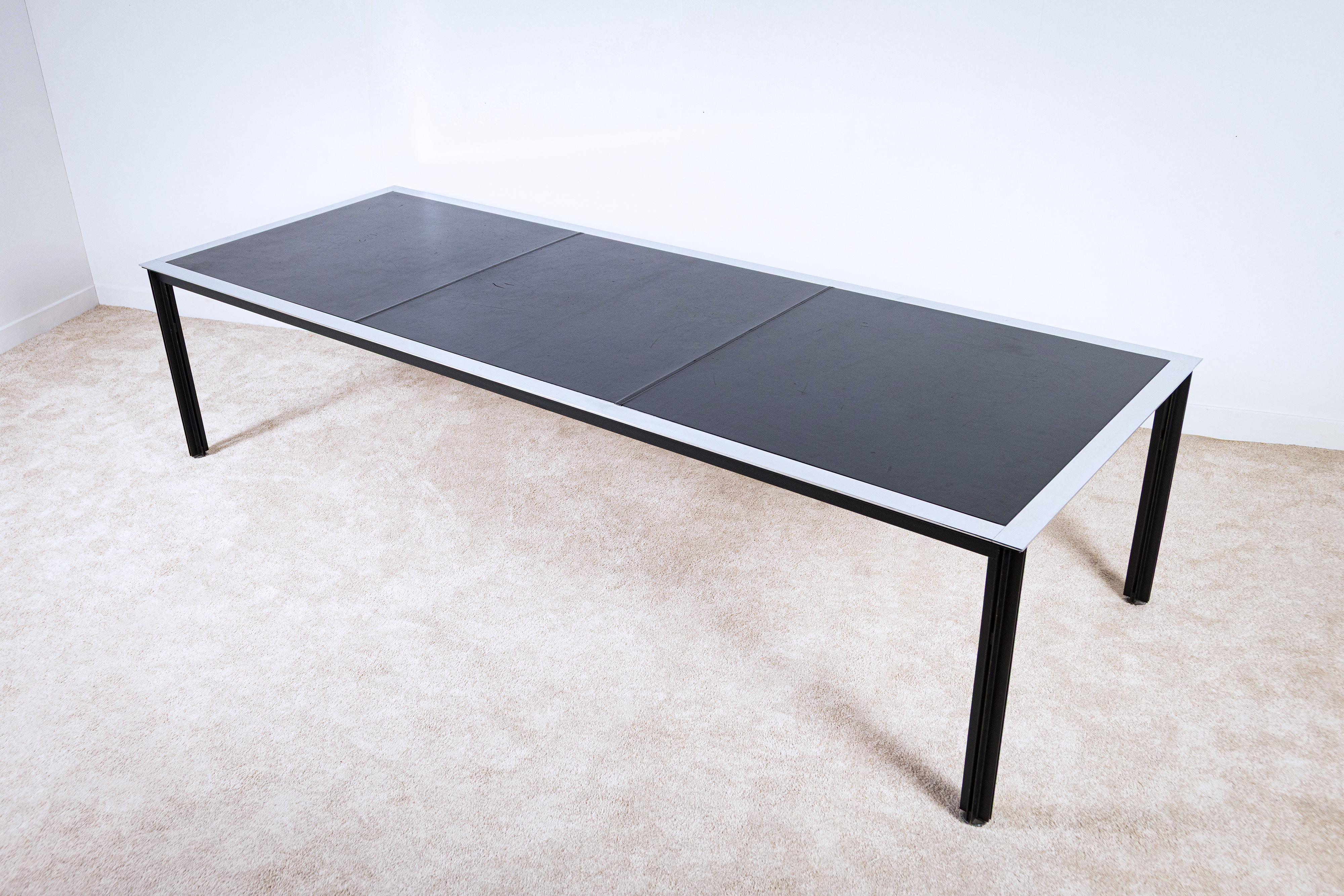 Mesa grande modelo Fasce Cromate de Luigi Caccia Dominioni para Azucena Acero en venta