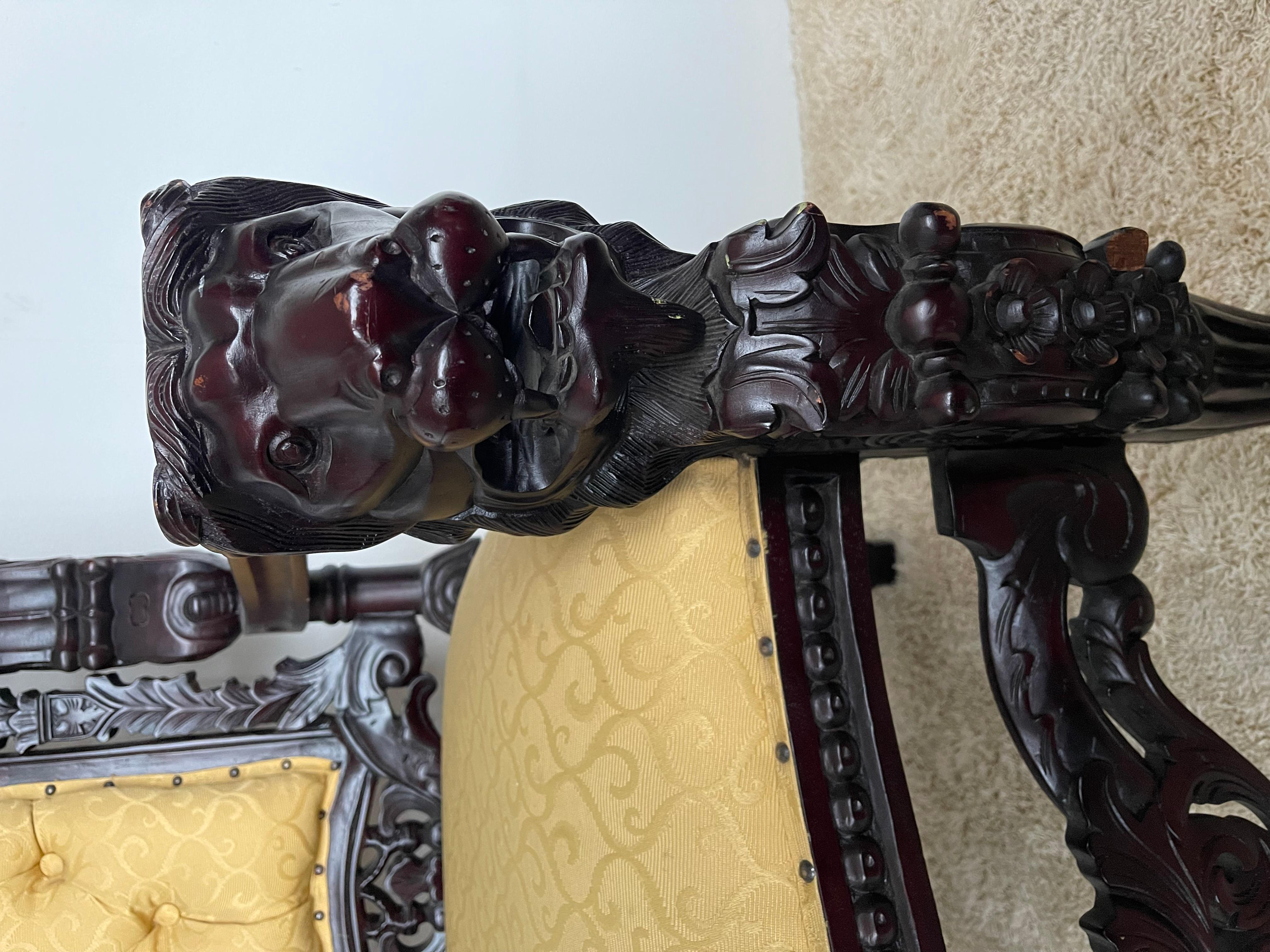 Gran trono rey león estilo italiano oscuro siglo 20 sillón real en venta 2