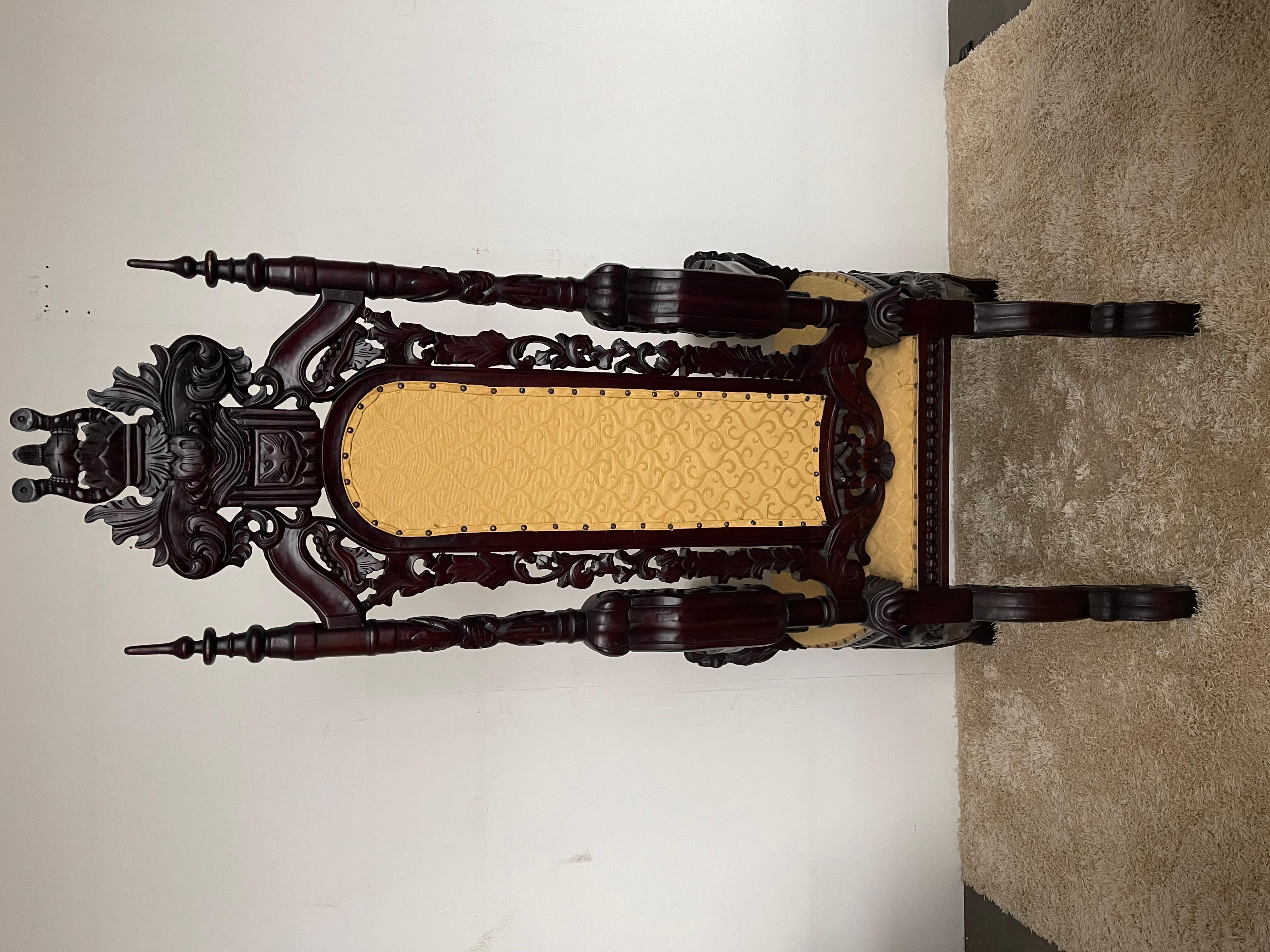 Gran trono rey león estilo italiano oscuro siglo 20 sillón real en venta 10