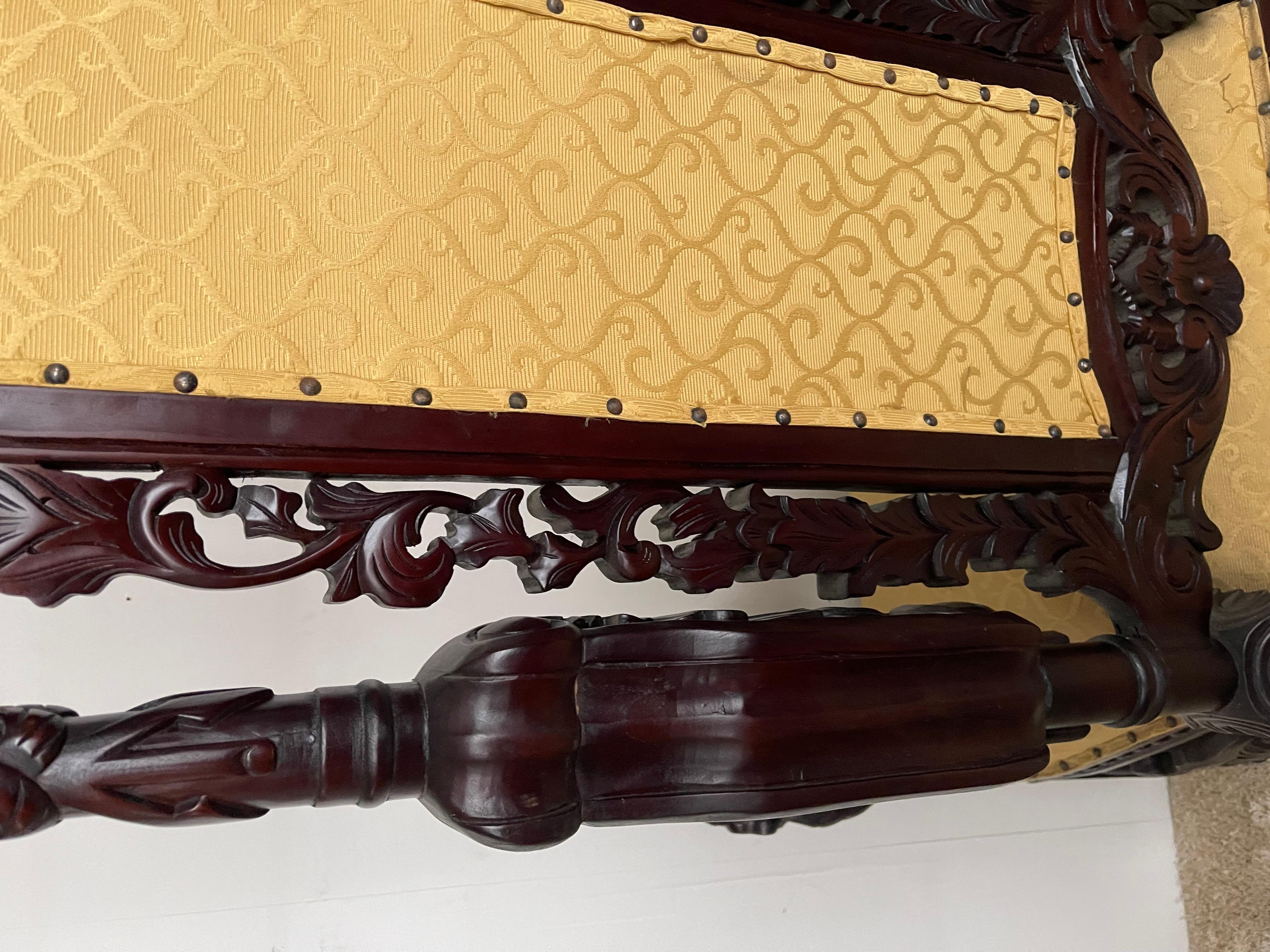 Gran trono rey león estilo italiano oscuro siglo 20 sillón real en venta 12