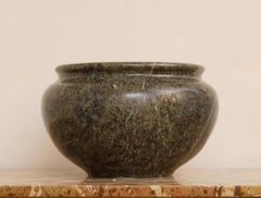 Grand vase néoclassique Cache-pot en marbre vert Rome 19e siècle Grand Tour