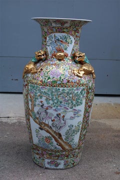 Large Chinese Vase with 24KT Gold Decorations and Parts Mid-century Asian Design