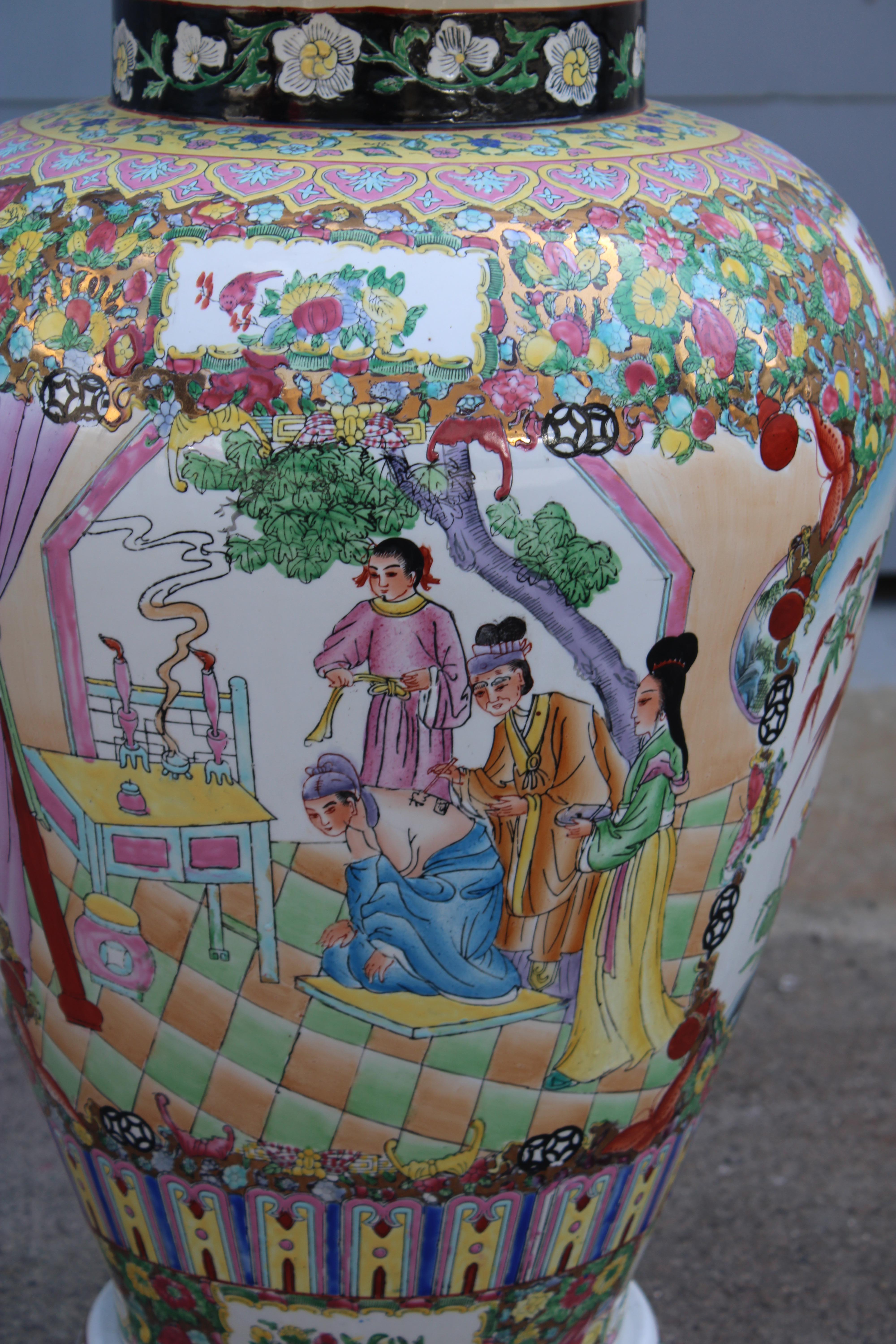 Porcelain Large Chinese Vase with 24KT Gold Decorations and Parts Mid-century Asian Design For Sale