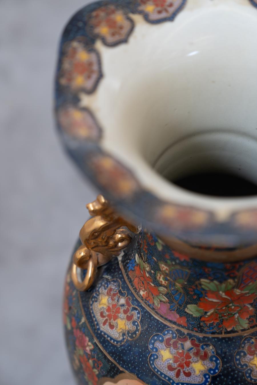 Large Chinese GOLDEN SATSUMA vase, Eastern Miji period For Sale 6