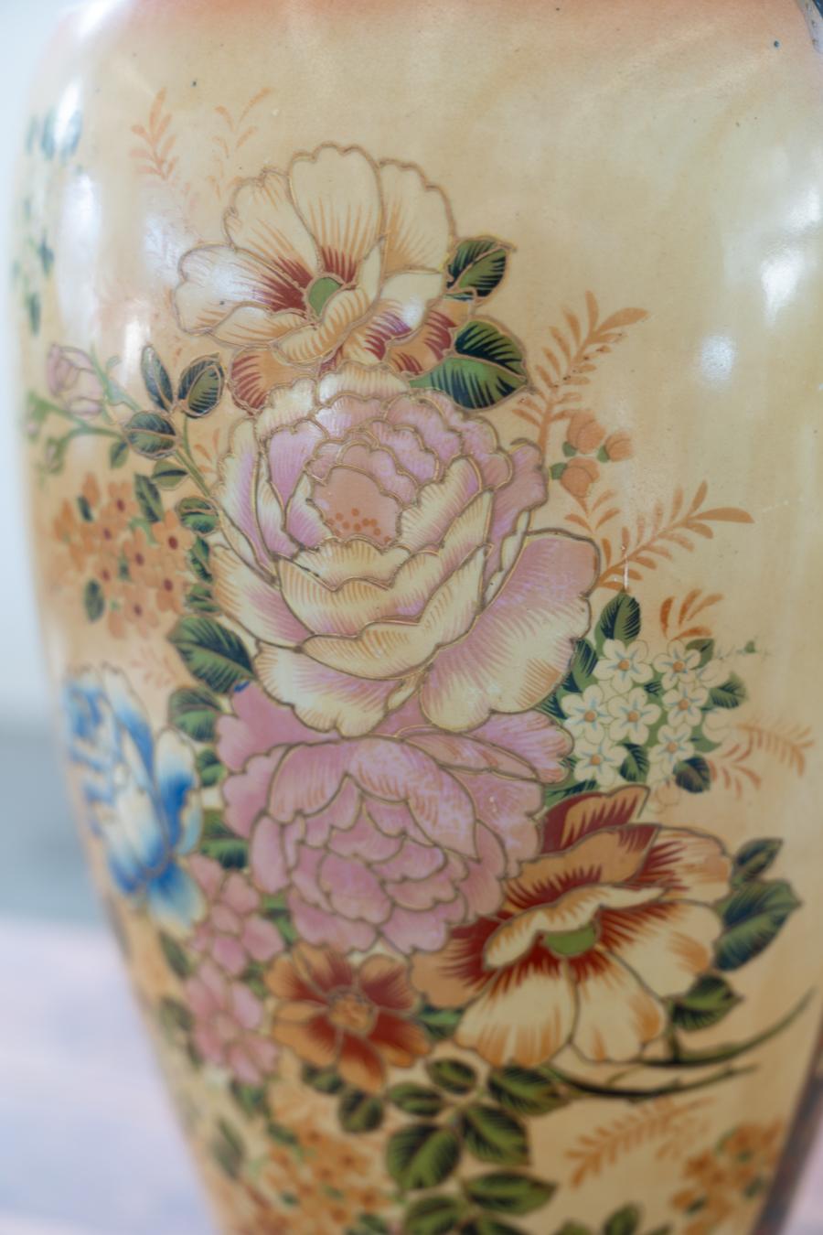 Asian Large Chinese GOLDEN SATSUMA vase, Eastern Miji period For Sale