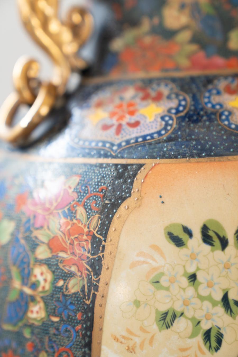 Ceramic Large Chinese GOLDEN SATSUMA vase, Eastern Miji period For Sale