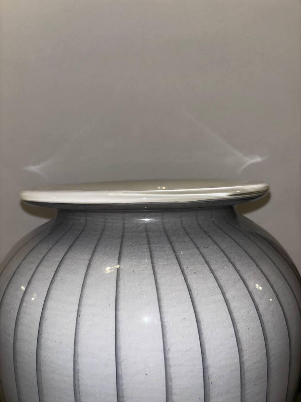 Mid-Century Modern Large Da Vinci vase with wide cup stamp in Murano glass 1960s. For Sale
