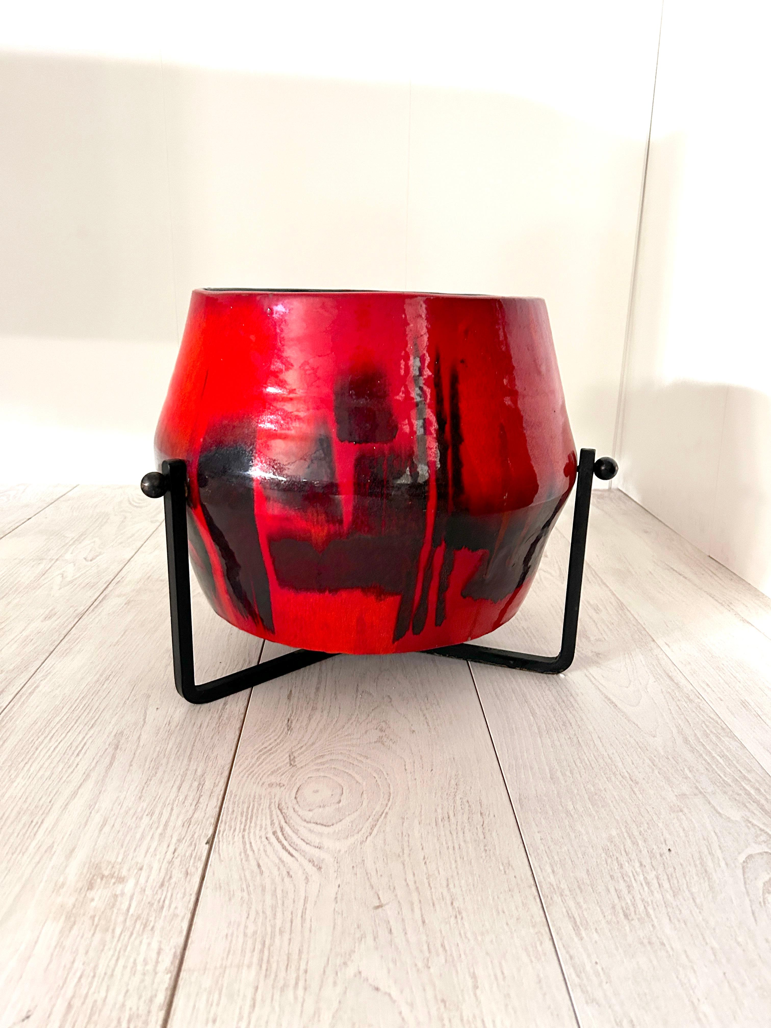 Italian Grande vaso in ceramica, Victor Cerrato, anni '60 For Sale