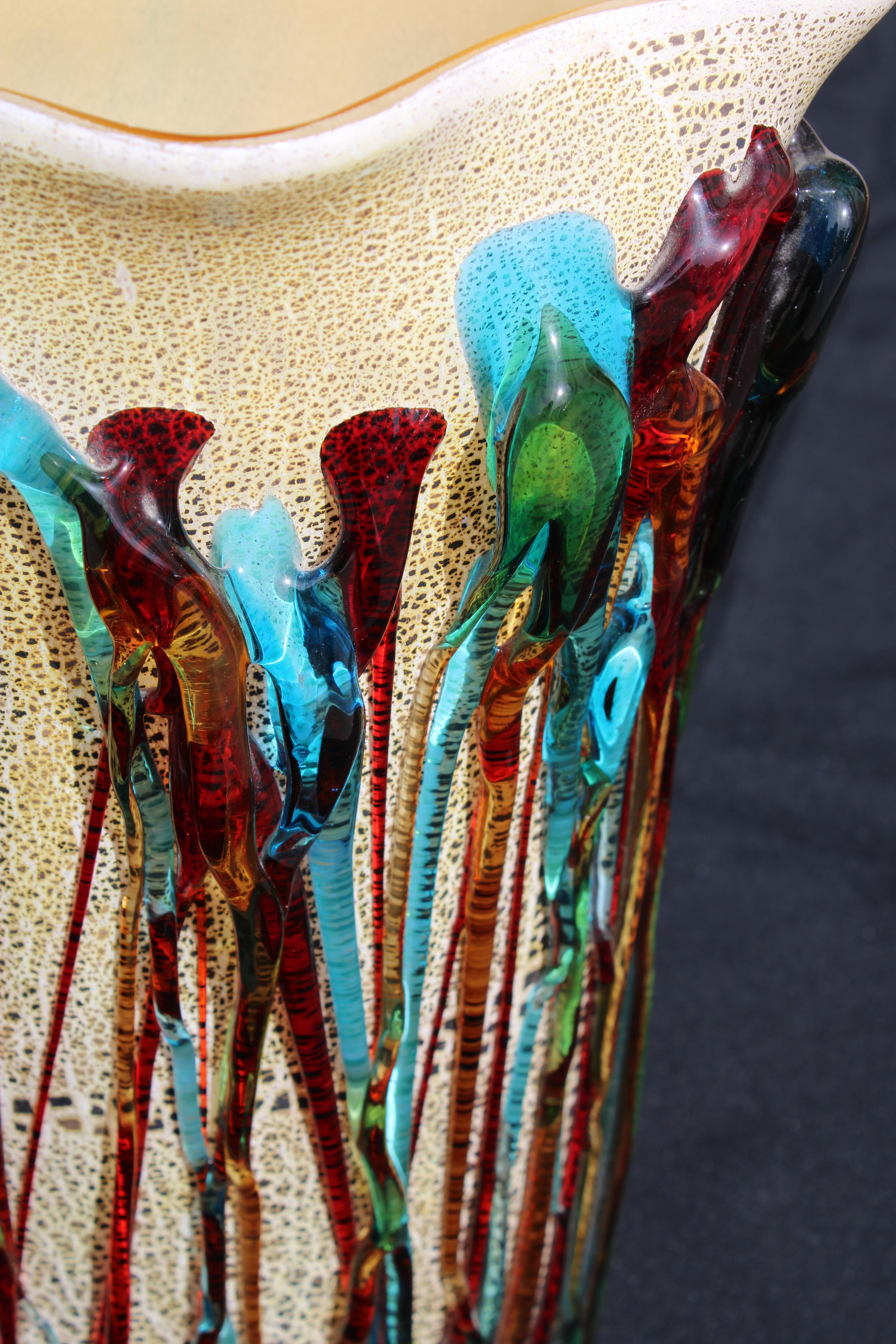 Große Vase aus Muranoglas Vollständig handgefertigt Italien 1990 Farbig im Angebot 4
