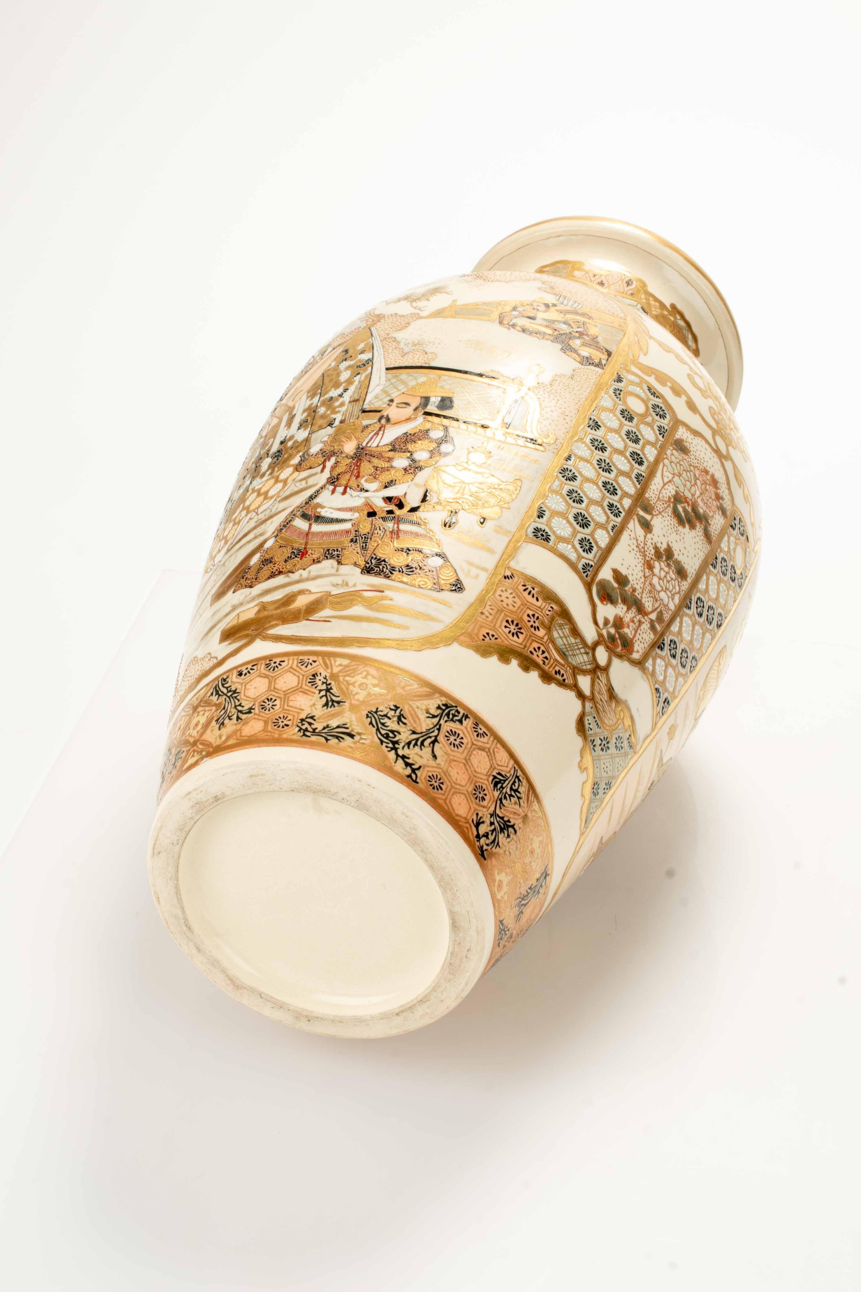19th Century Large Satsuma vase featuring representations of nobles and children For Sale