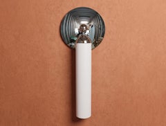 Applique murale GRANDER de 75 cm (29,5") en verre opalin, disponible en nickel, chrome ou laiton