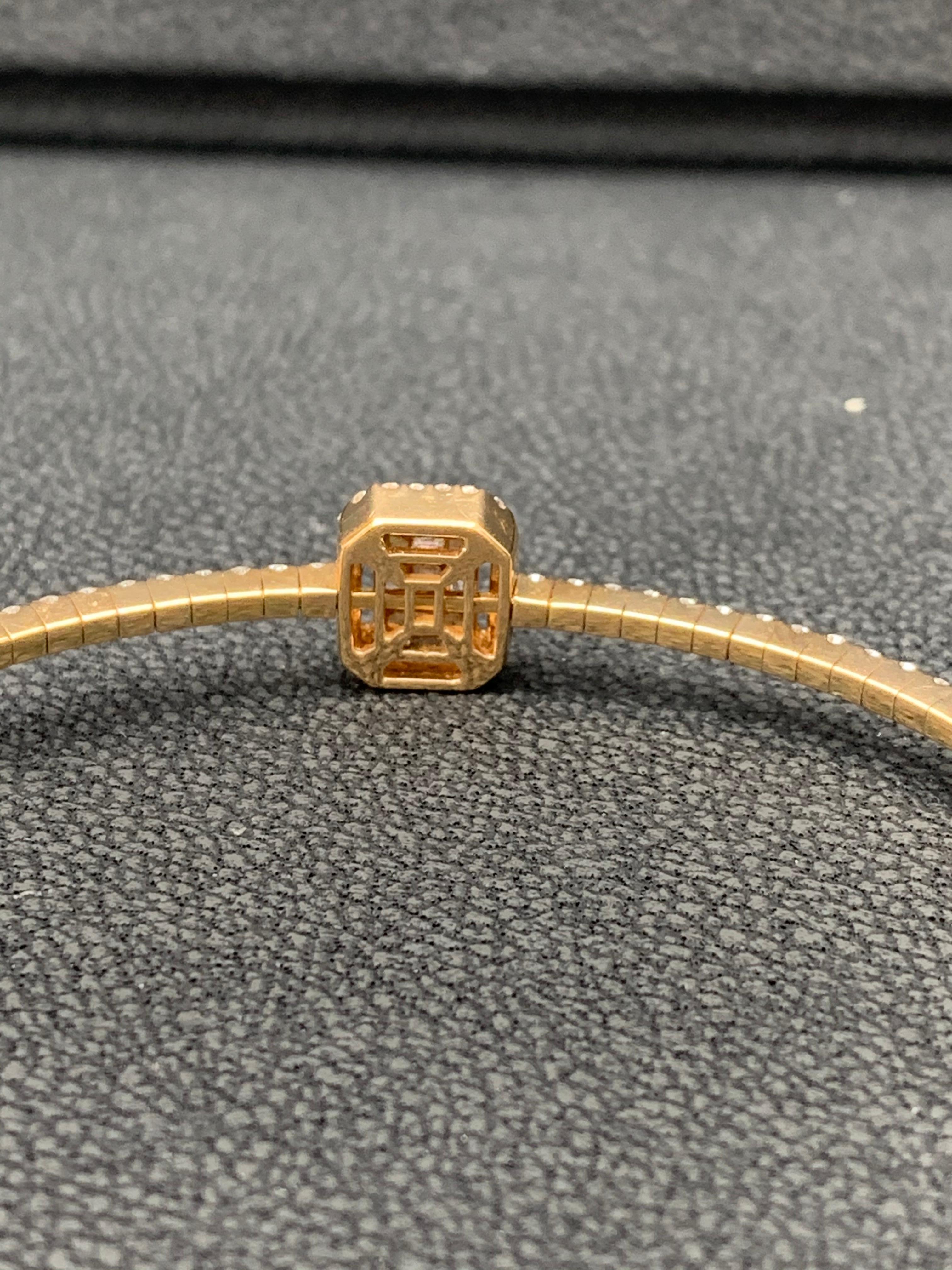 Grandeur 0.21 Carat Baguette Diamond 18K Rose Gold Cuff Bracelet For Sale 5