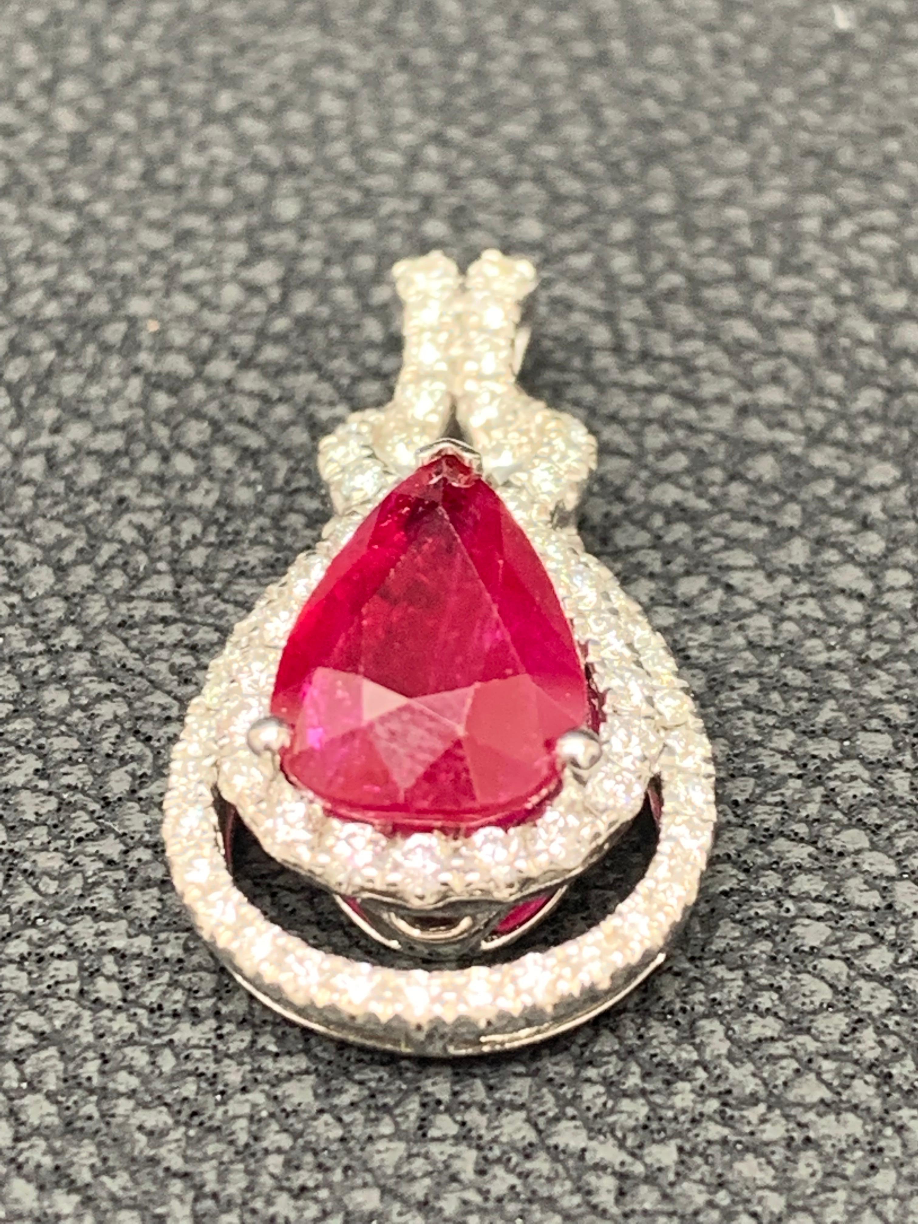 0.51 Carat Pear Shape Ruby and Diamond Drop Pendant in 18K White Gold In New Condition For Sale In NEW YORK, NY