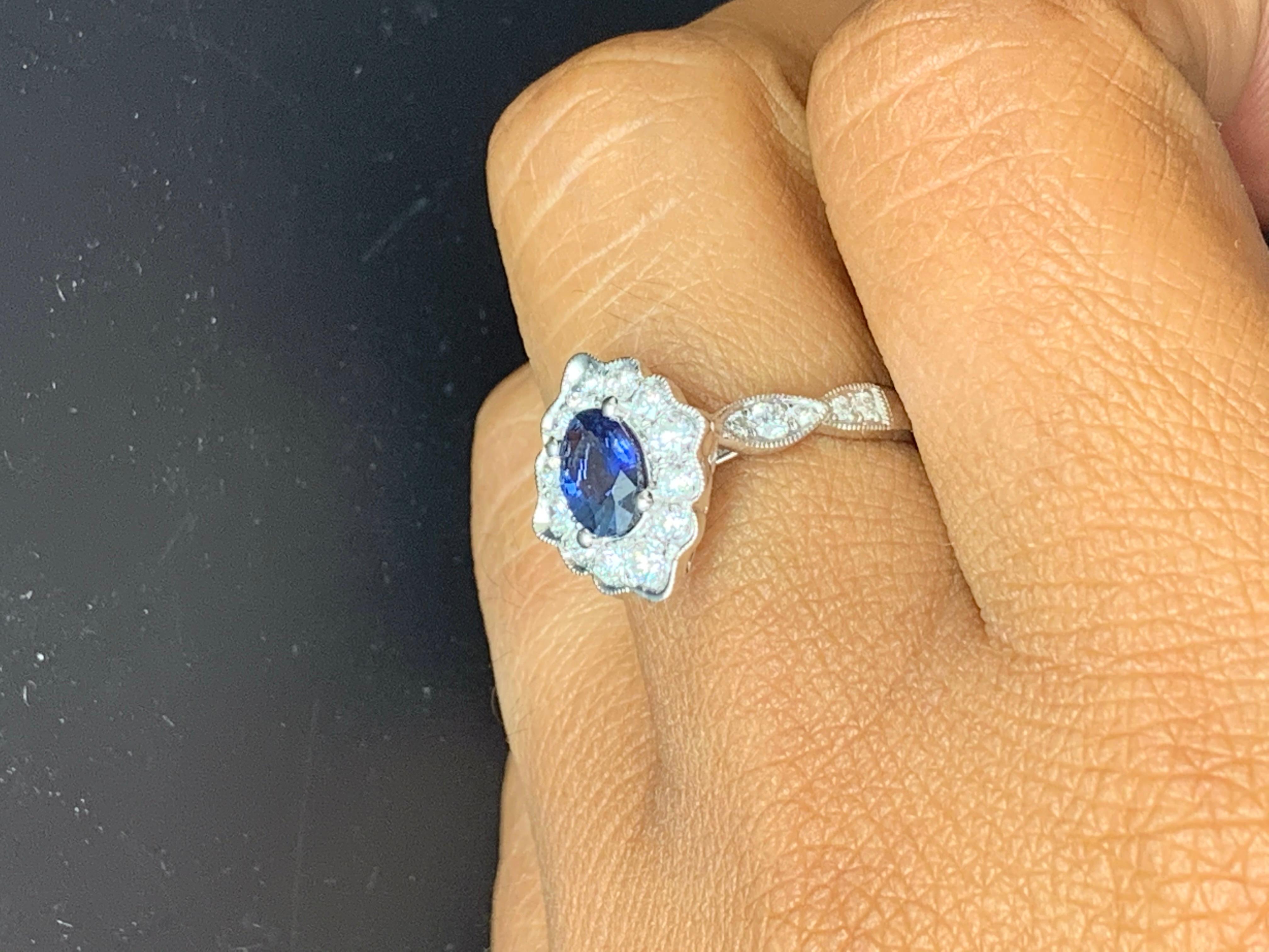Anello in oro bianco 18 carati con zaffiro e diamante di forma ovale da 0,72 carati in vendita 11