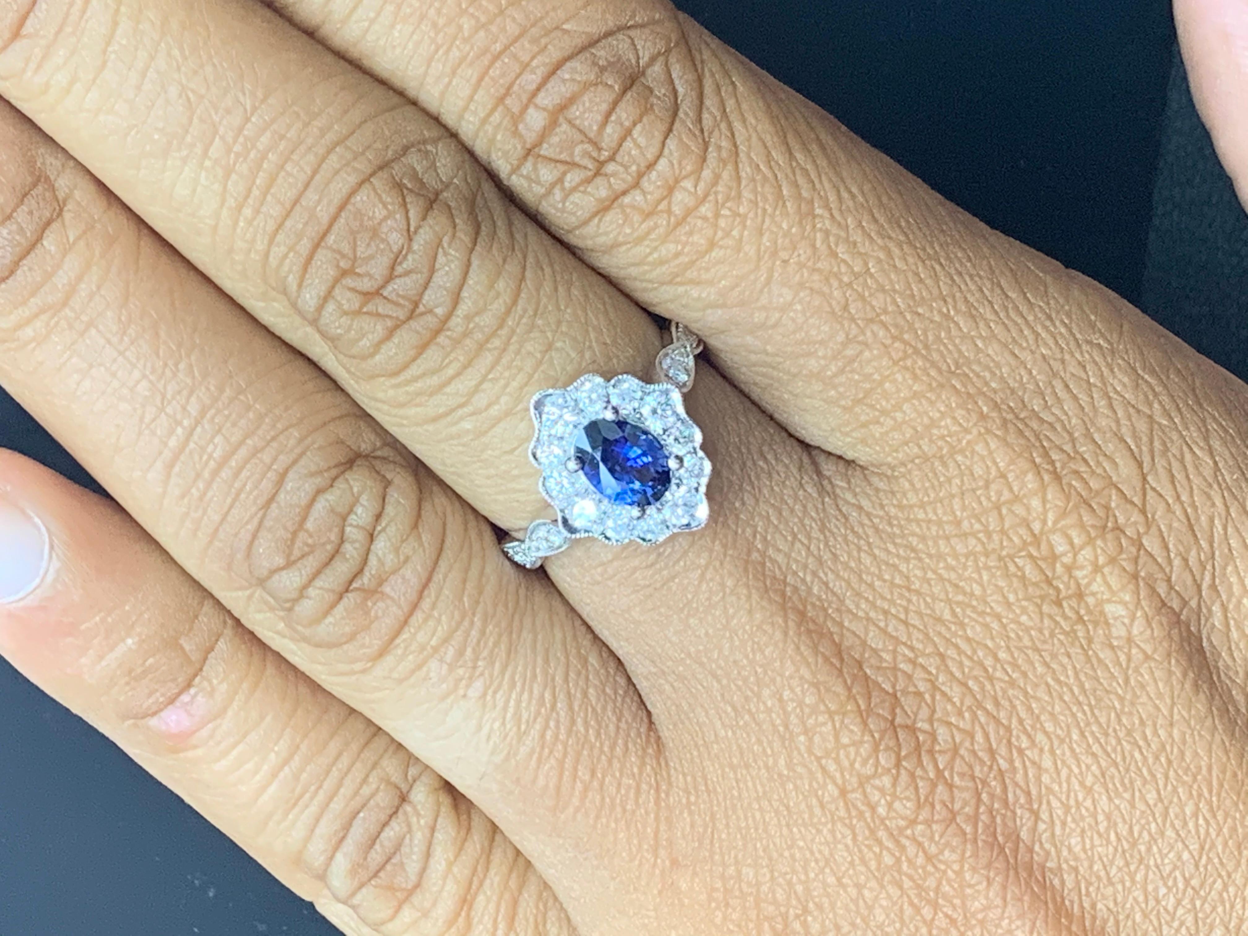 Anello in oro bianco 18 carati con zaffiro e diamante di forma ovale da 0,72 carati in vendita 13