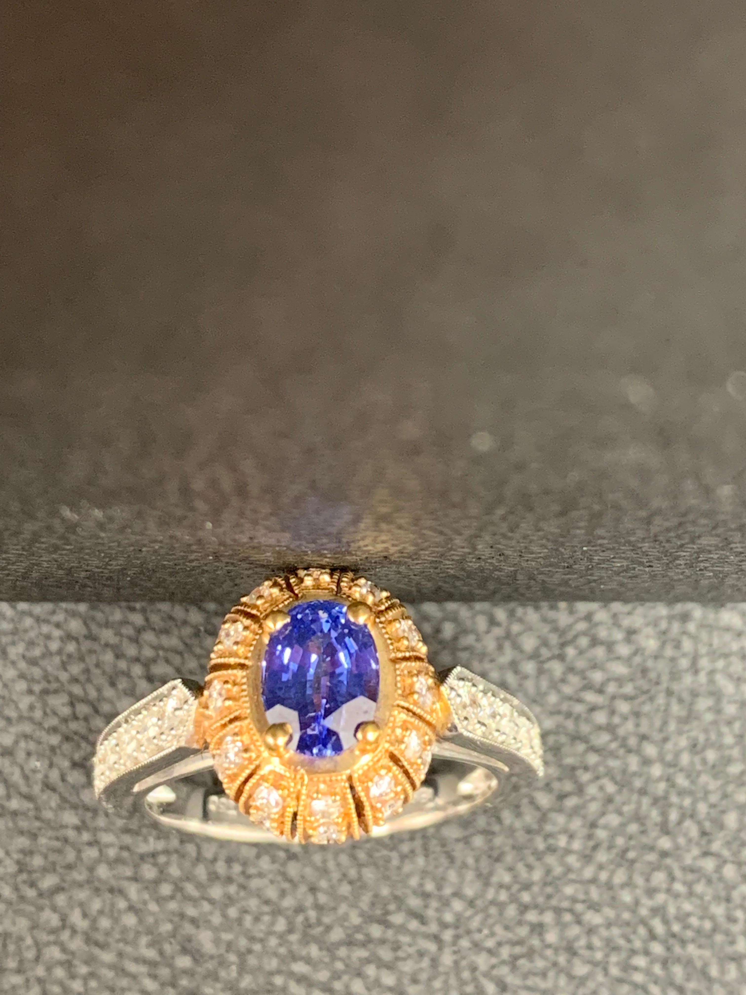 Grandeur 0.80 Carat Oval Sapphire and Diamond Cocktail Ring in 18K Mix Gold For Sale 4