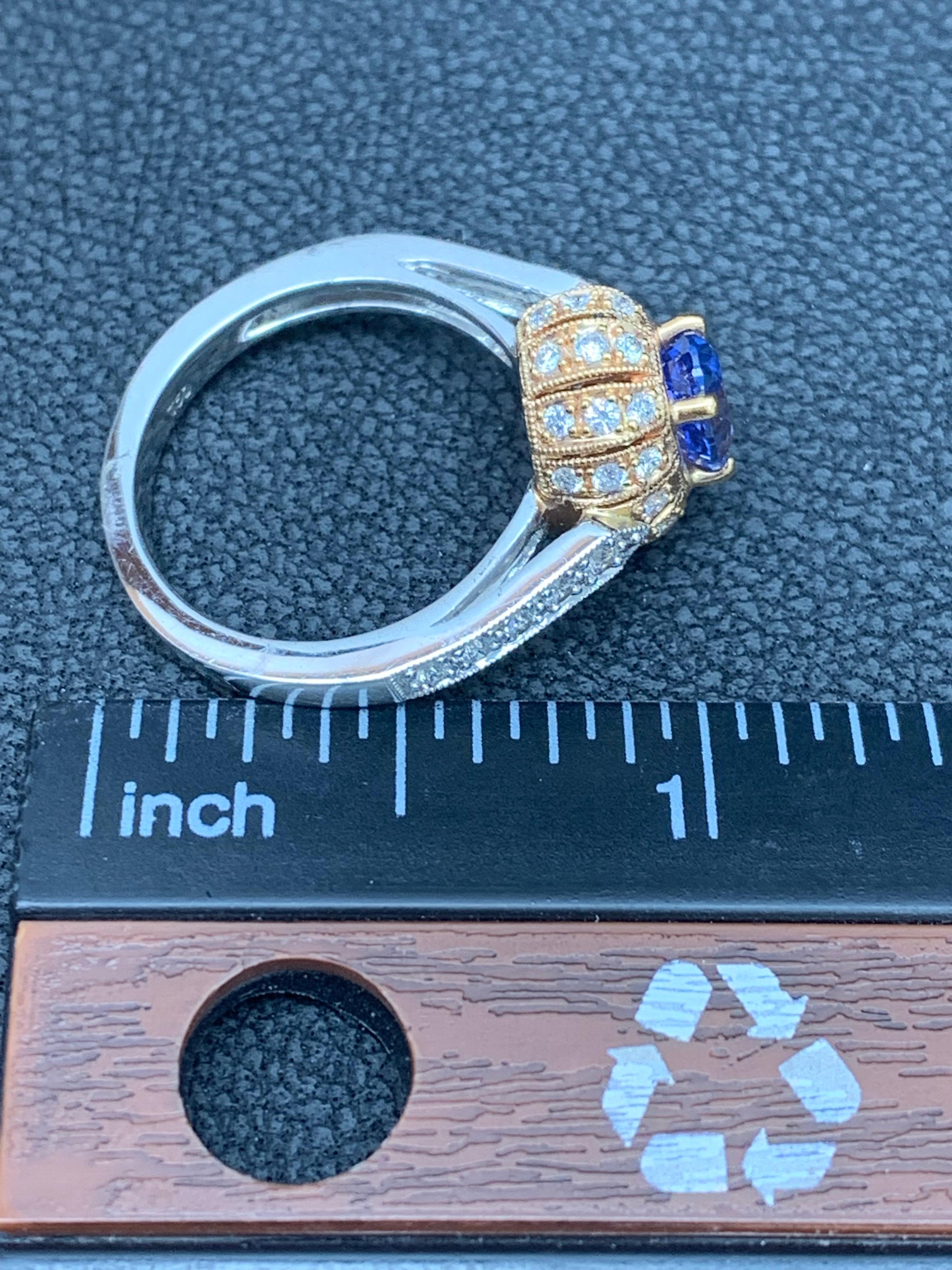 Grandeur 0.80 Carat Oval Sapphire and Diamond Cocktail Ring in 18K Mix Gold For Sale 8