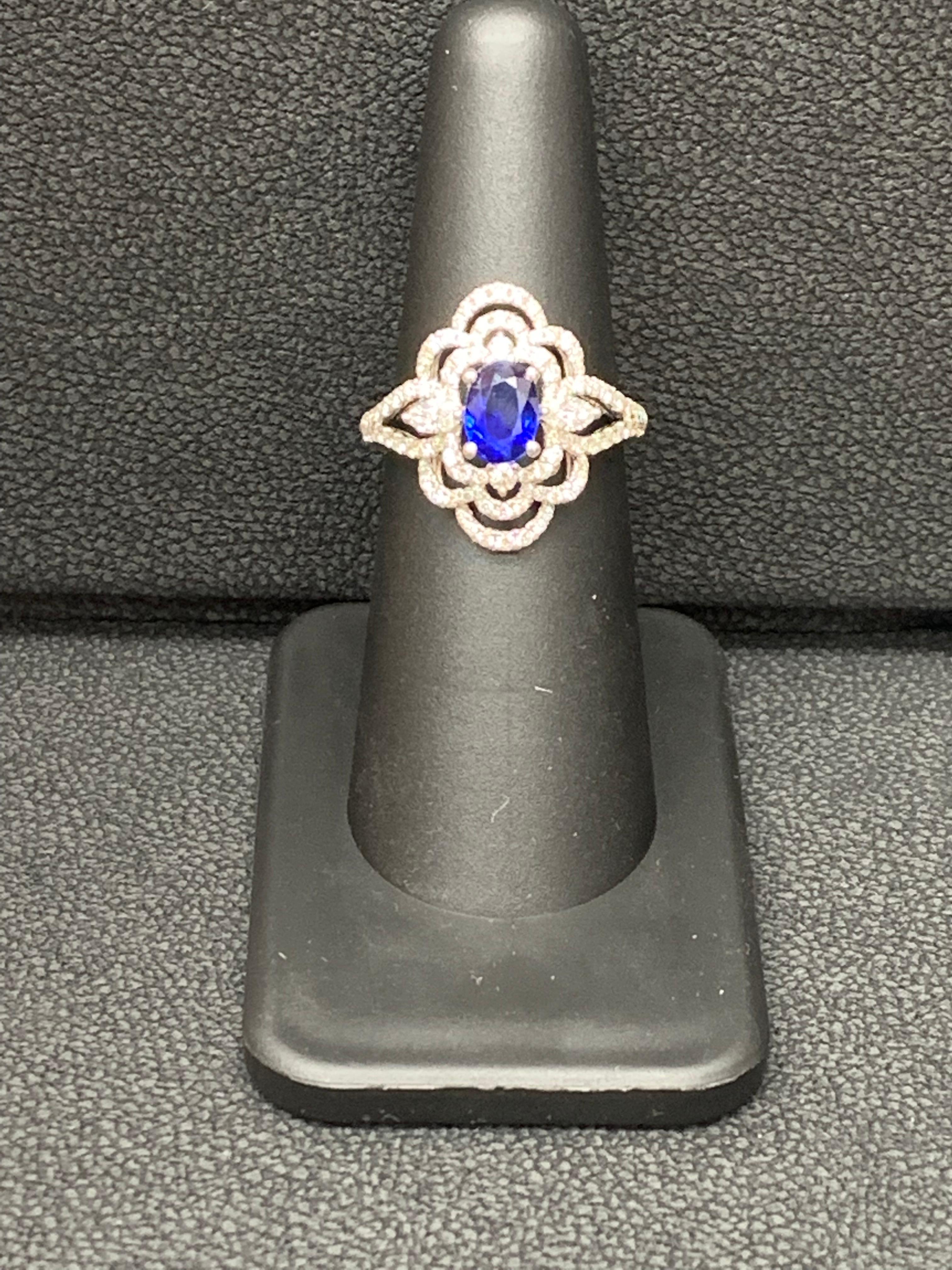 Women's Grandeur 0.97 Carat Oval Sapphire and Diamond Engagement Ring in 18K White Gold For Sale