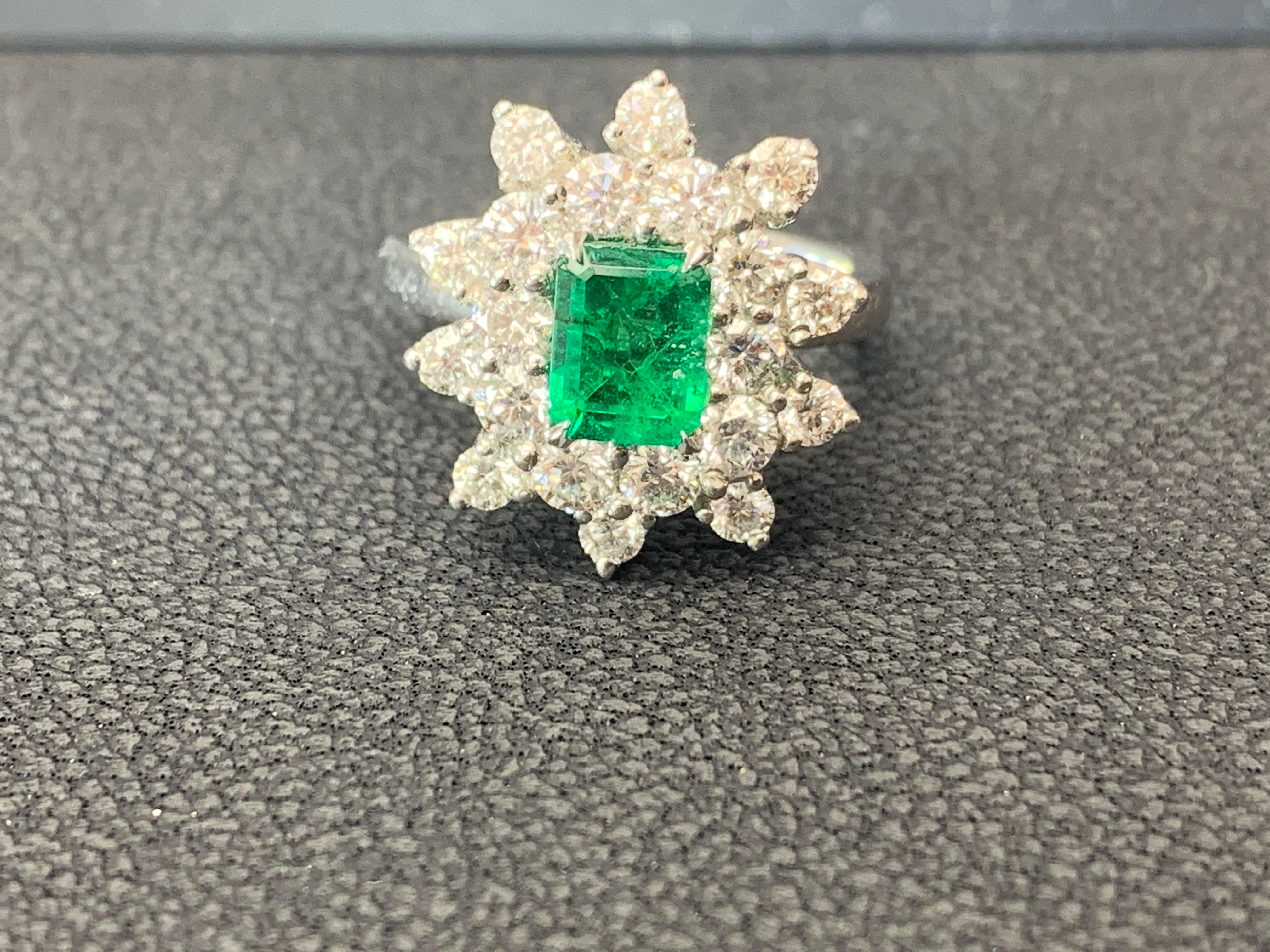 Grandeur 1.06 Carat Emerald Cut Emerald and Diamond 18 K WhiteGold Cocktail Ring For Sale 1
