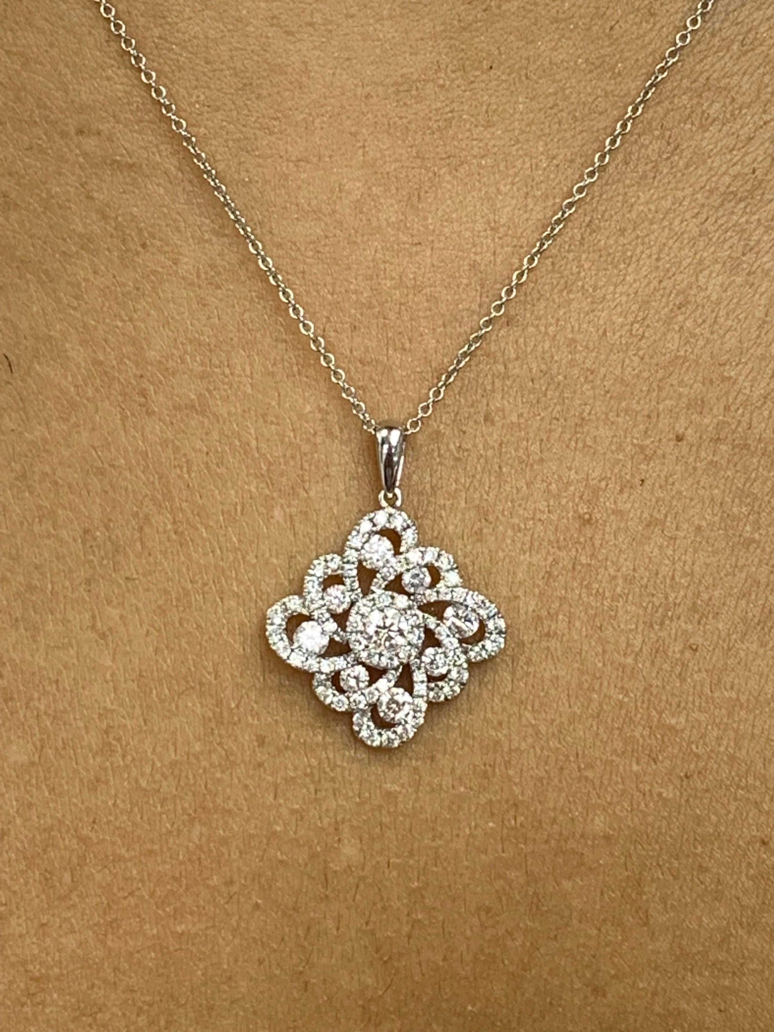 Collana con ciondolo di diamanti rotondi da 1,10 carati in oro bianco 18 carati in vendita 5