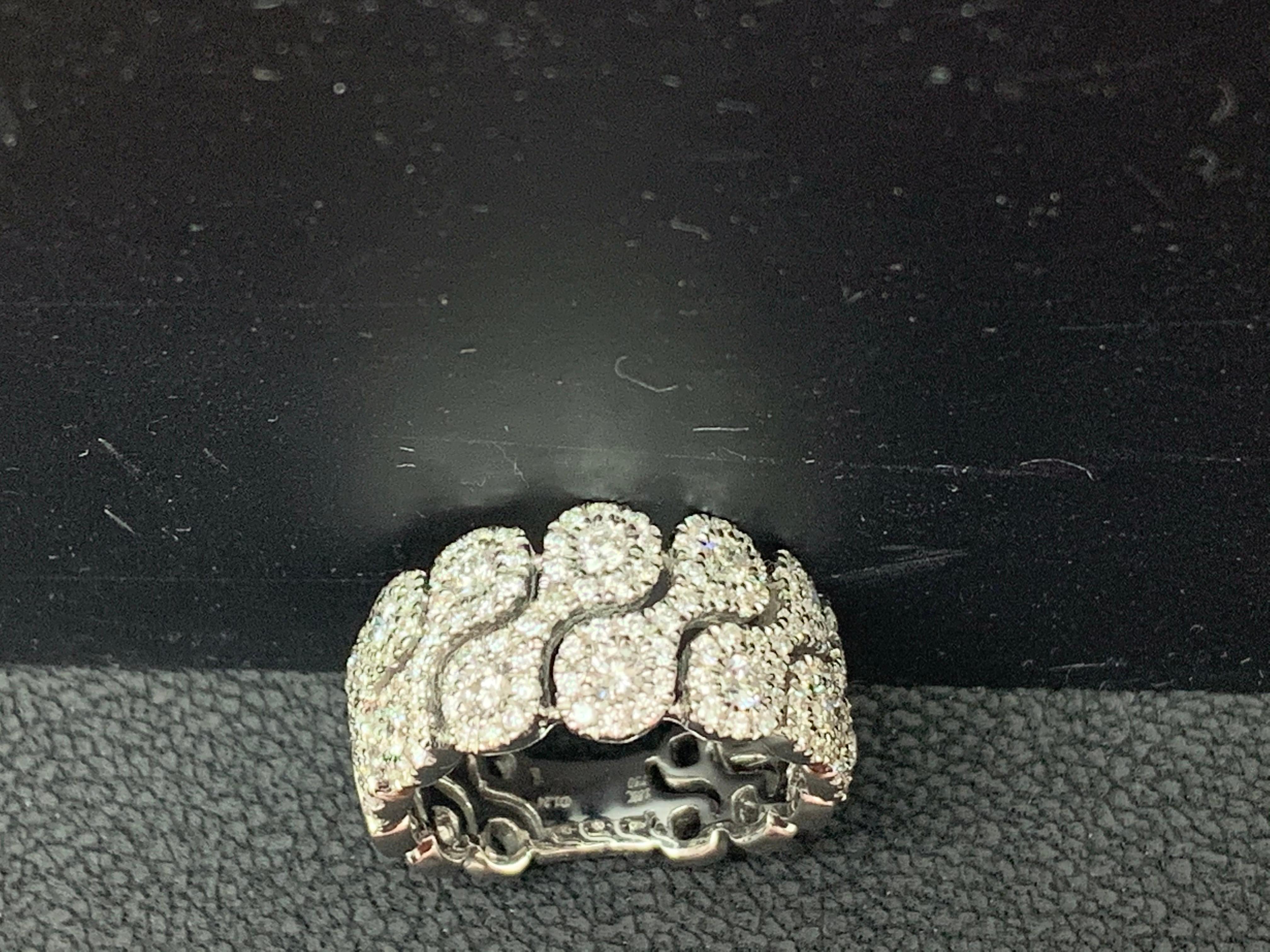 Anello di eternità in oro bianco 18 carati con diamante rotondo da 1,24 carati in vendita 6