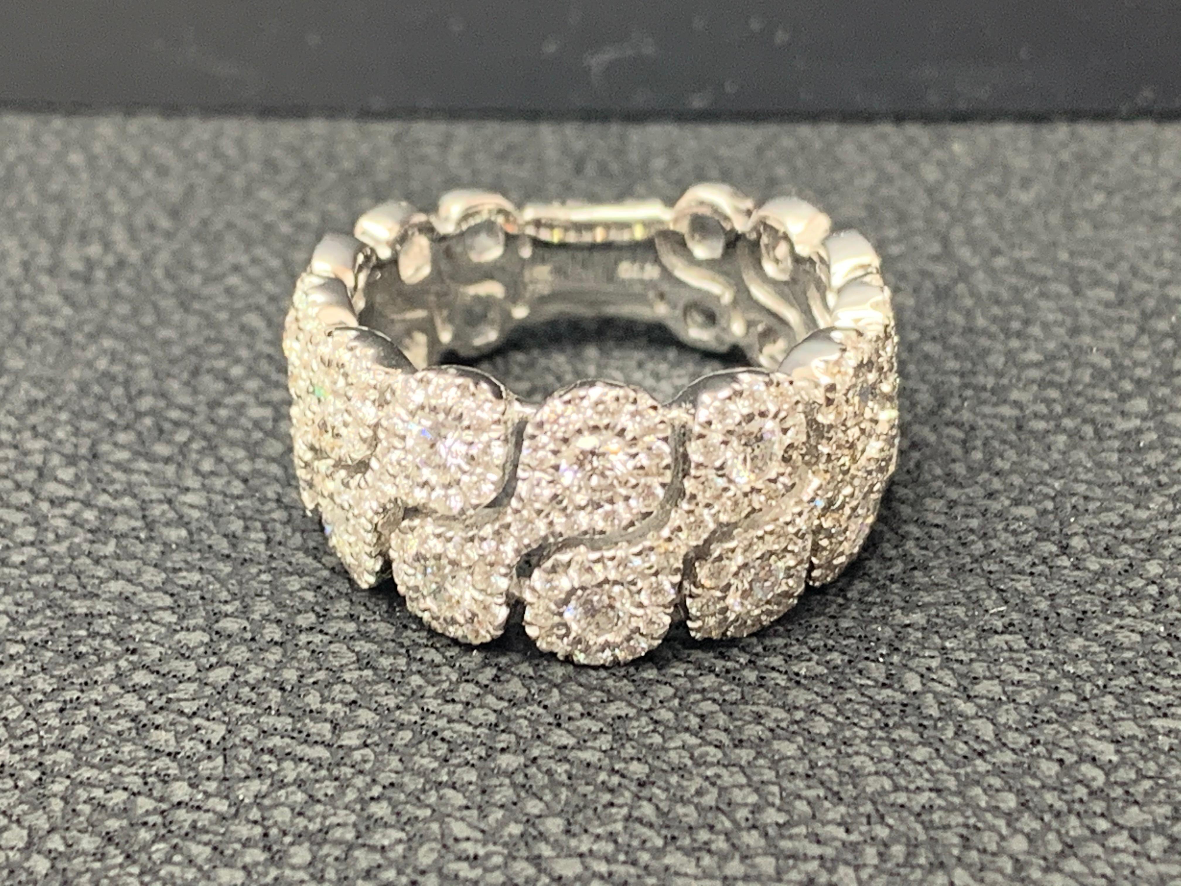 1.24 Carat Round Diamond 18K White Gold Eternity Ring In New Condition For Sale In NEW YORK, NY