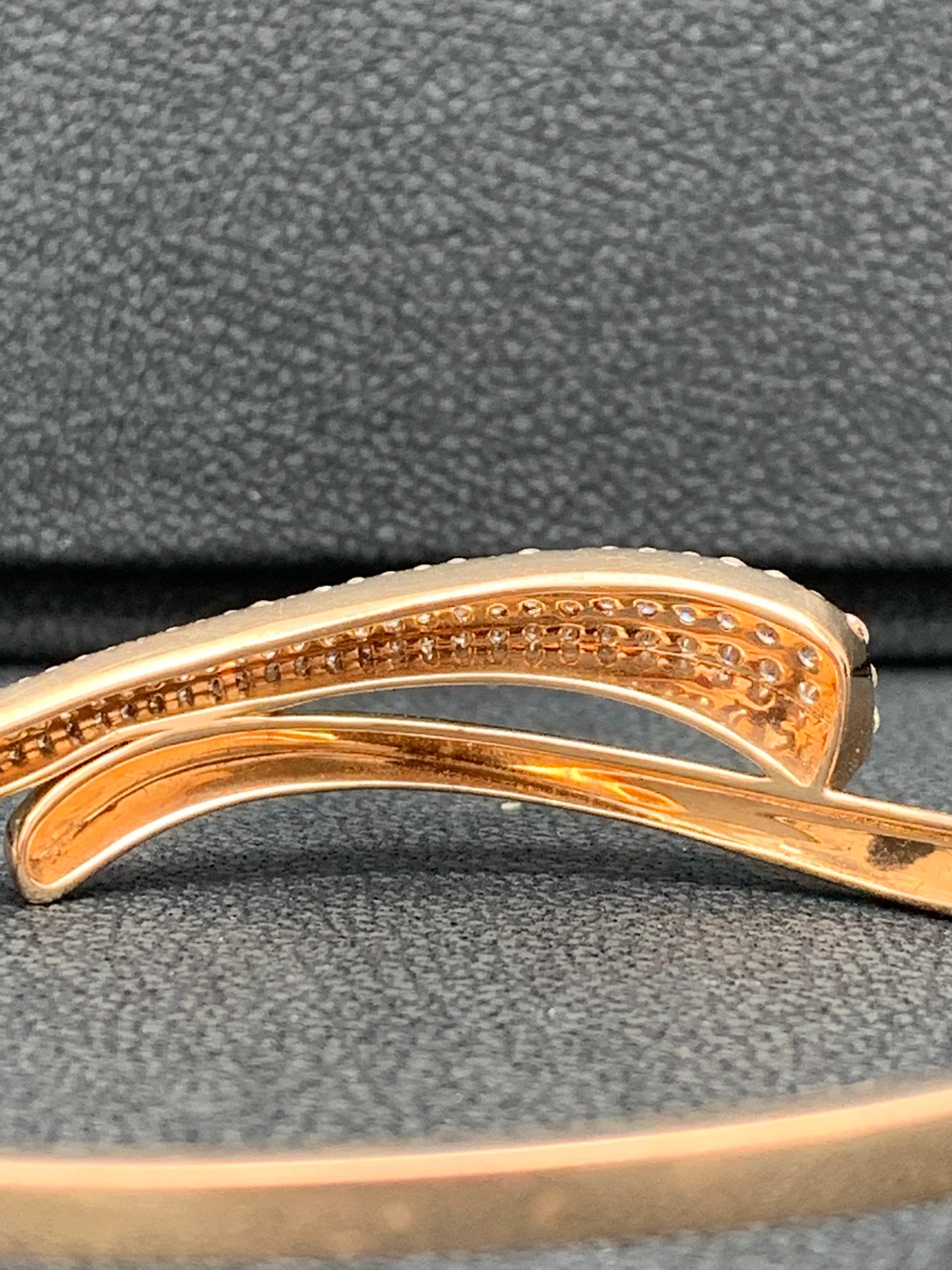 Grandeur 1.36 Carat Diamond Rose Gold 14K Bangle For Sale 1