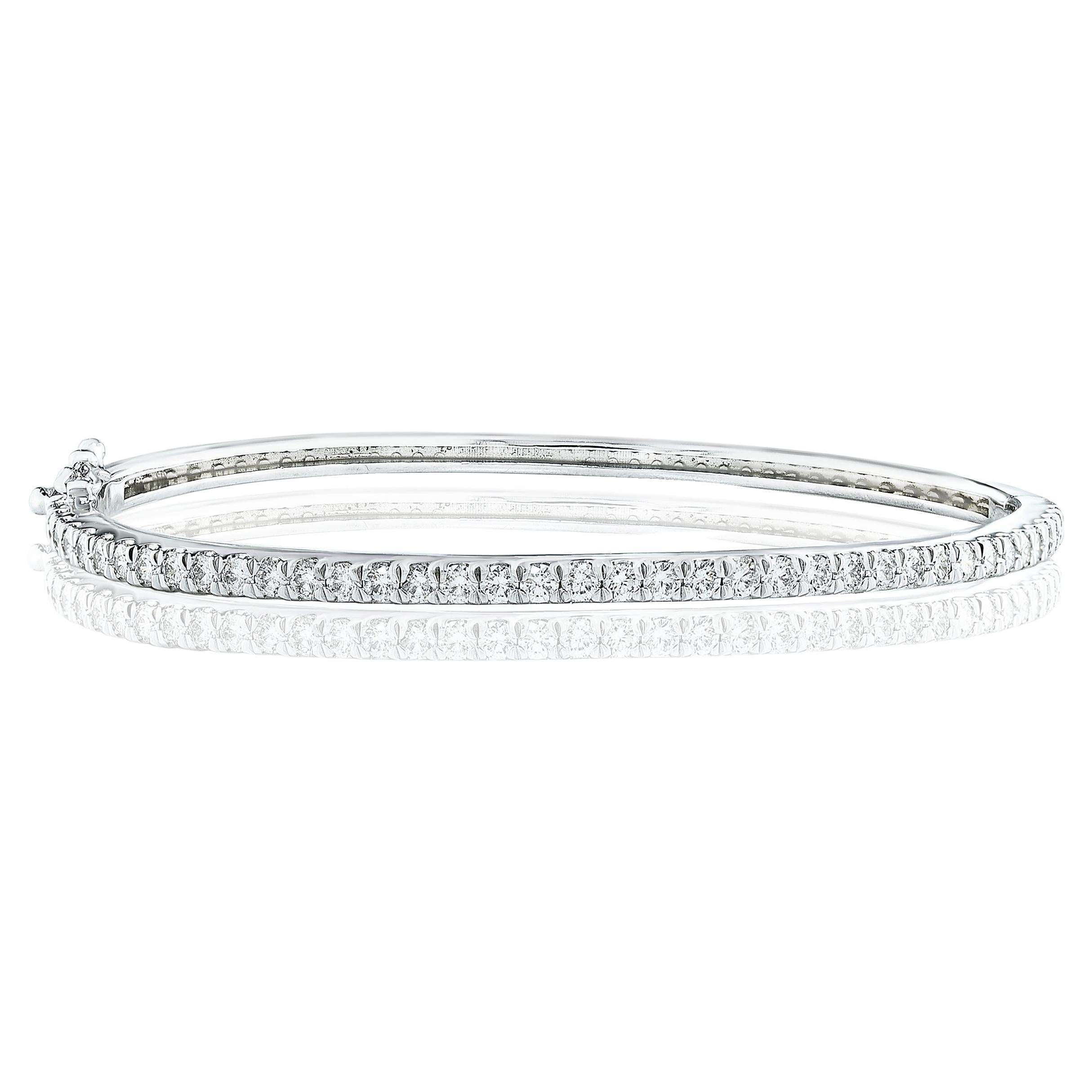 Bracelet jonc Grandeur en or blanc 14 carats avec diamants ronds taille brillant de 1,78 carat