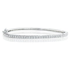 Bracelet jonc Grandeur en or blanc 14 carats avec diamants ronds taille brillant de 1,78 carat