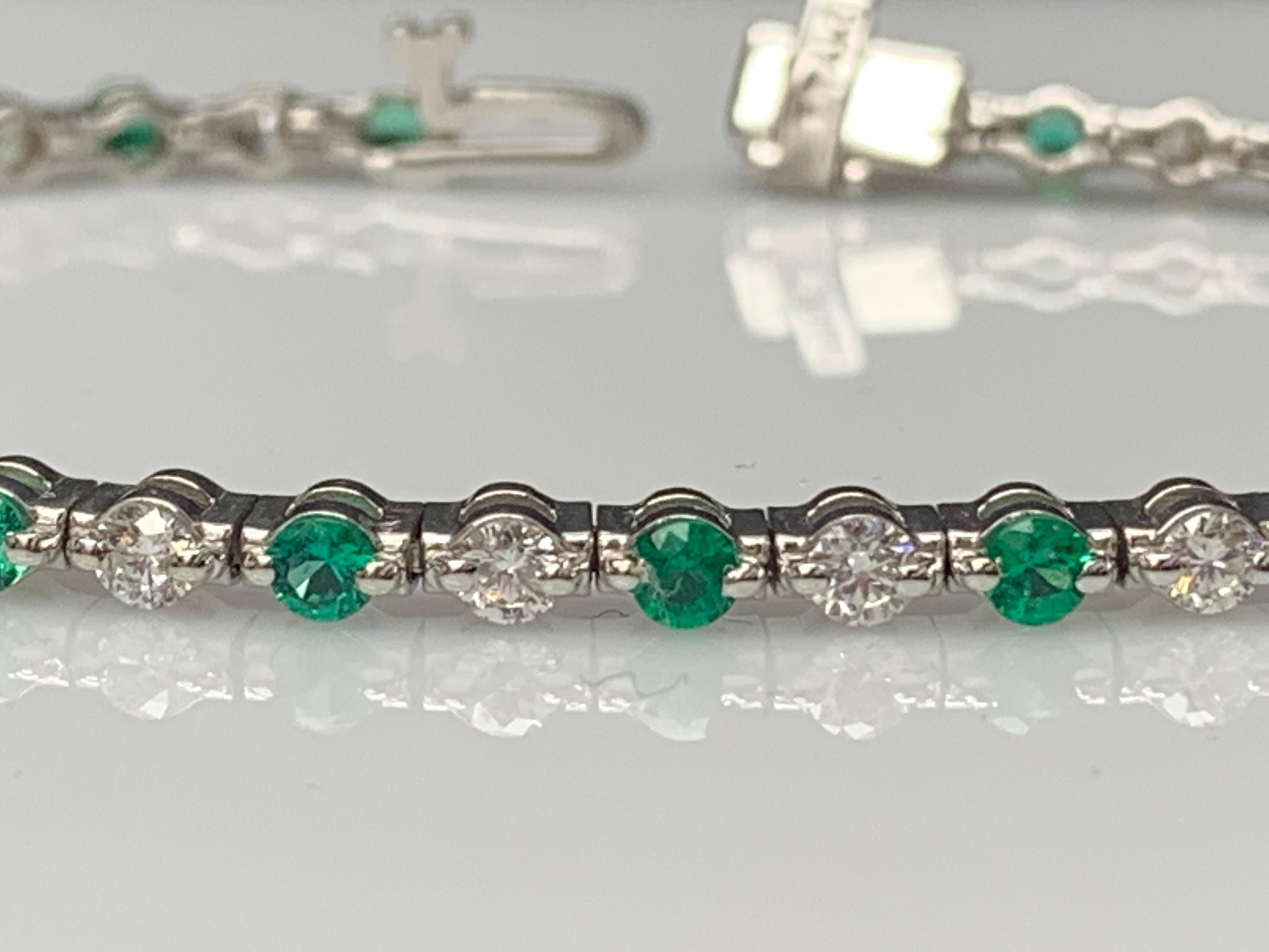 Grandeur 2.24 Carat Round Emerald and Diamond Bracelet in 14K White Gold For Sale 13