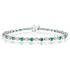 Bracelet Grandeur en or blanc 14 carats avec émeraudes rondes de 2,24 carats et diamants