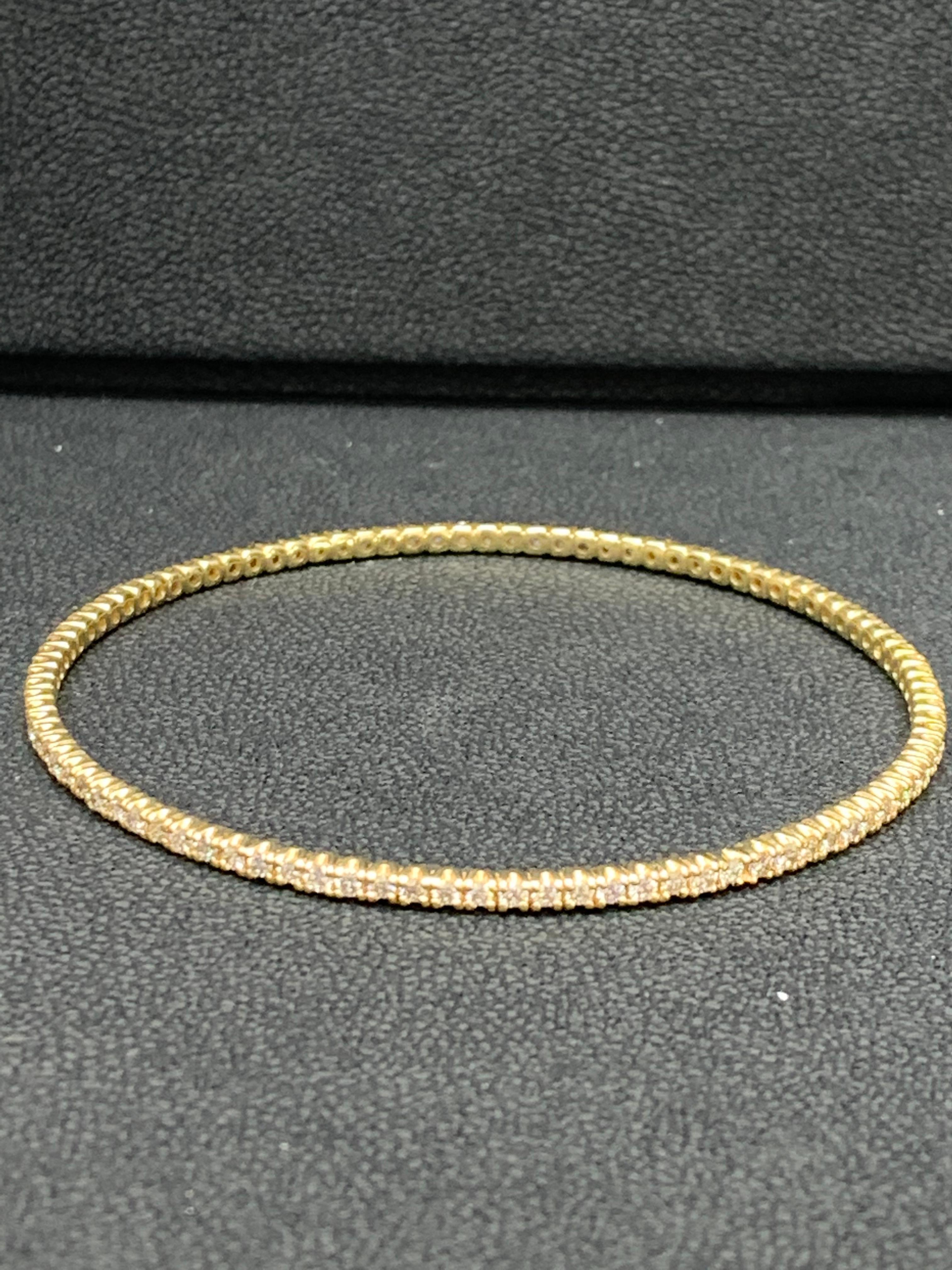 Grandeur, 3.01 Carat Round Diamond Bangle Bracelet in 18K Yellow Gold For Sale 1