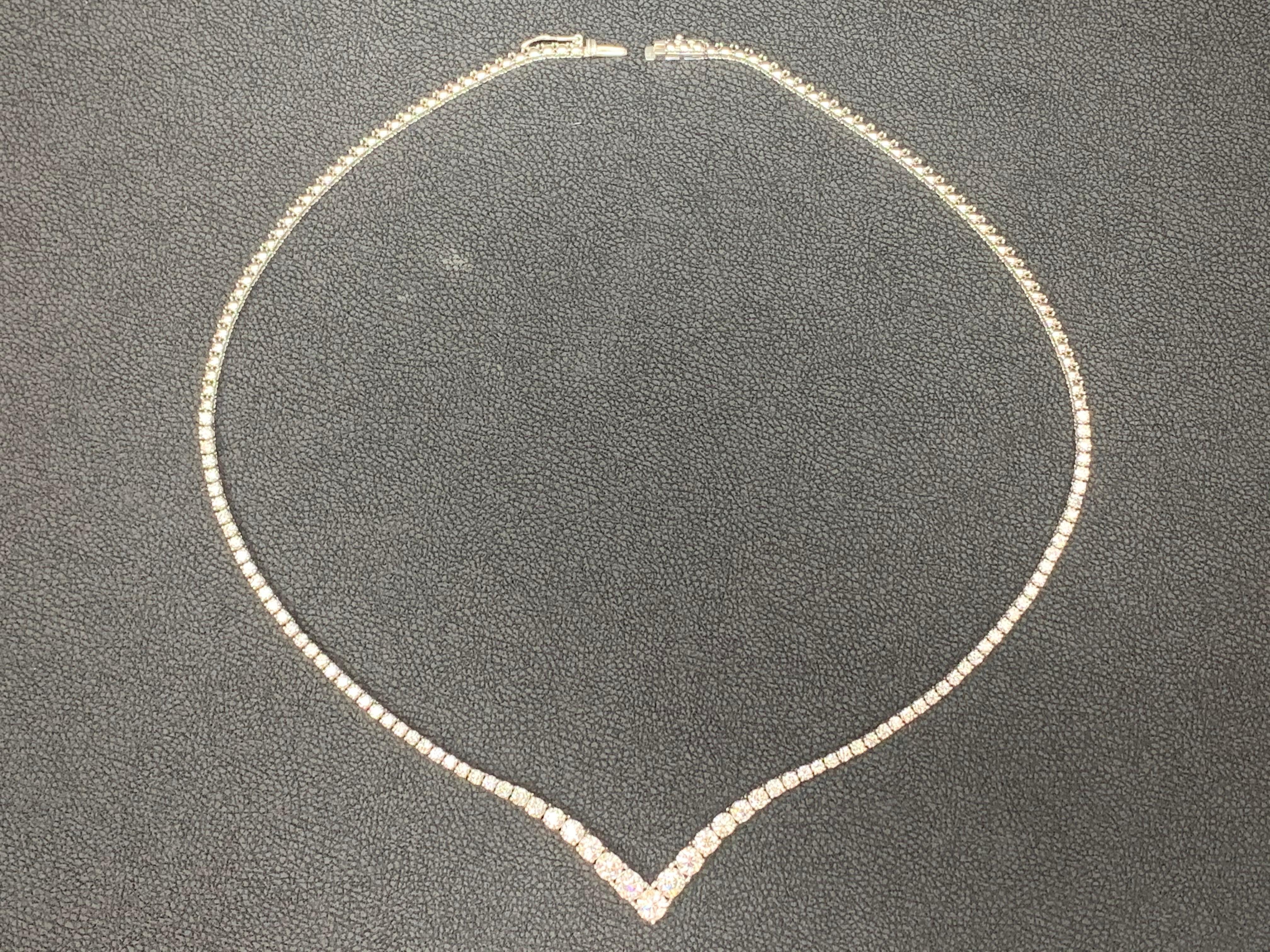 5.05 Carat Round Brilliant Diamond Graduating Necklace in 14K White Gold For Sale 6