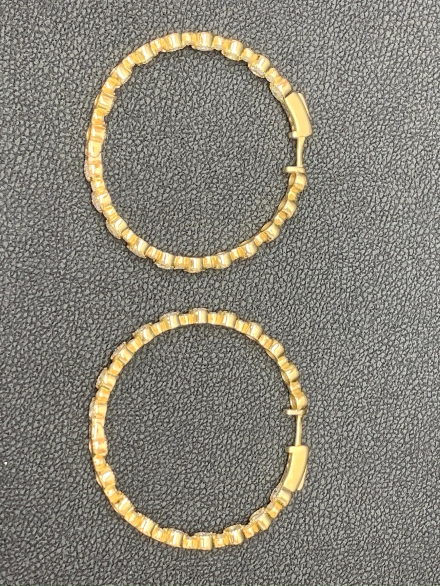 Taille ronde Boucles d'oreilles créoles en or jaune 14 carats avec diamants ronds de 5,57 carats en vente