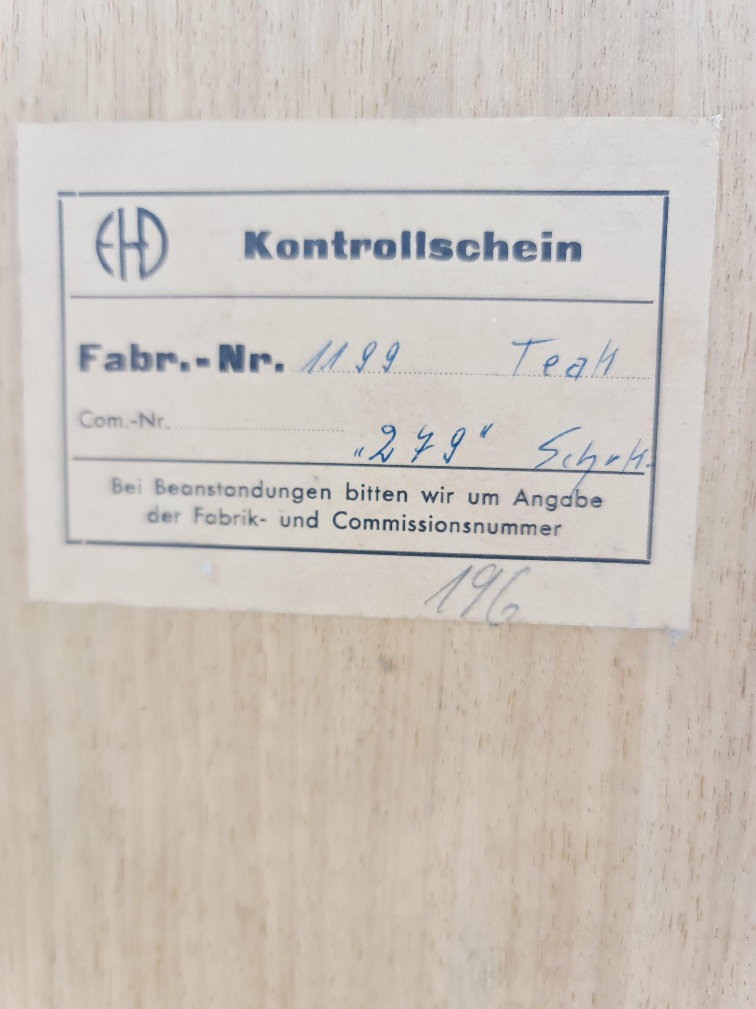 Grandeur Mid-Century German vintage Sideboard by Ernst Dieter Hilker for Omnia For Sale 6