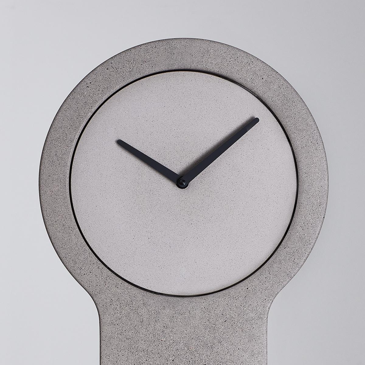 Buriné Horloge Mora moderne du grand-père, horloge de sol minimalisme en béton en vente