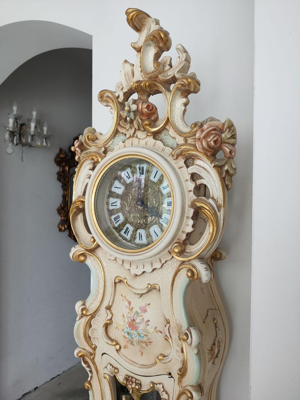 Grandfather Clock Venetian Rococo Style In Good Condition For Sale In Liverpool, GB