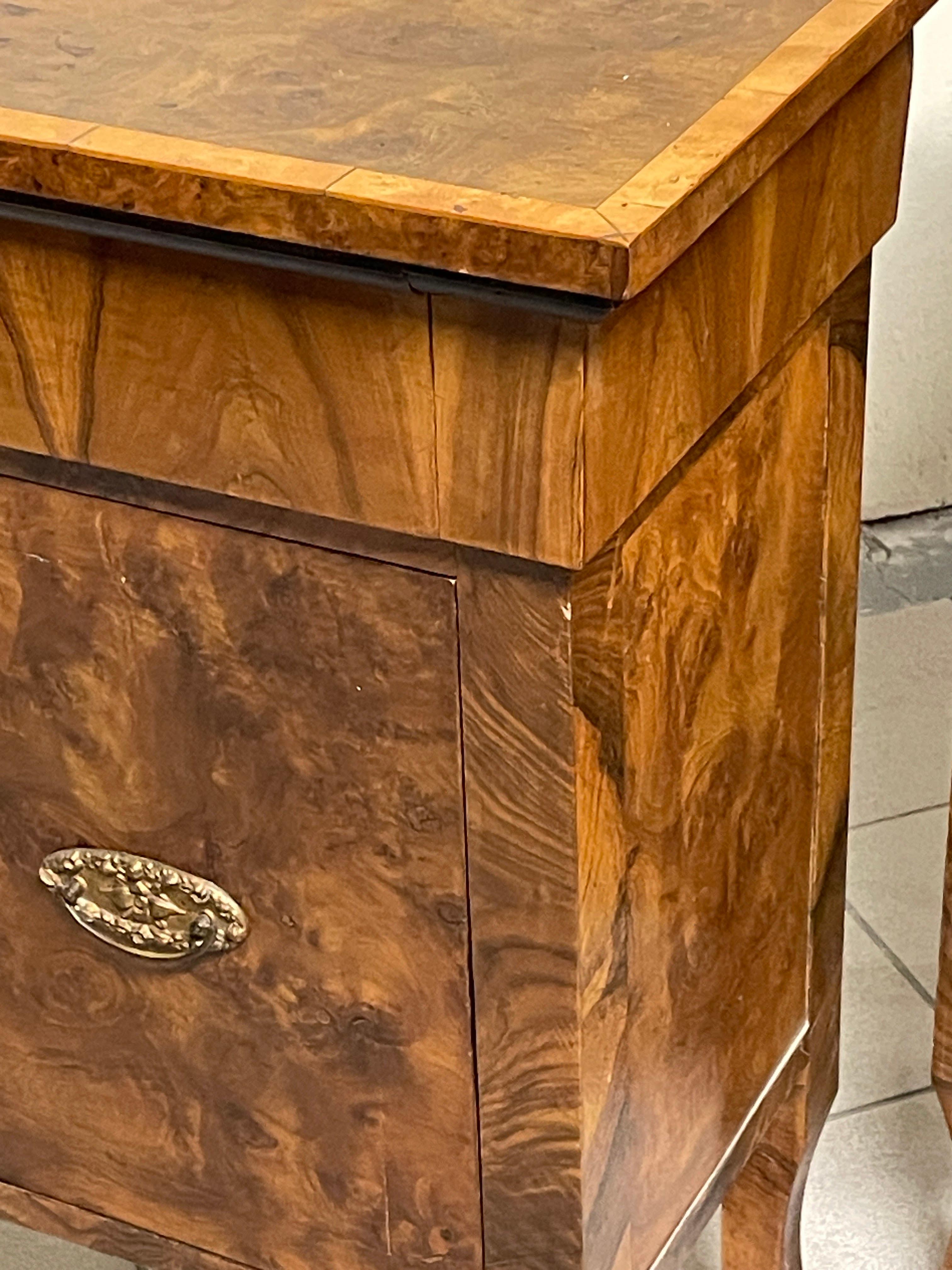 Grandi comodini decò, Italia, anni '30 en vente 5