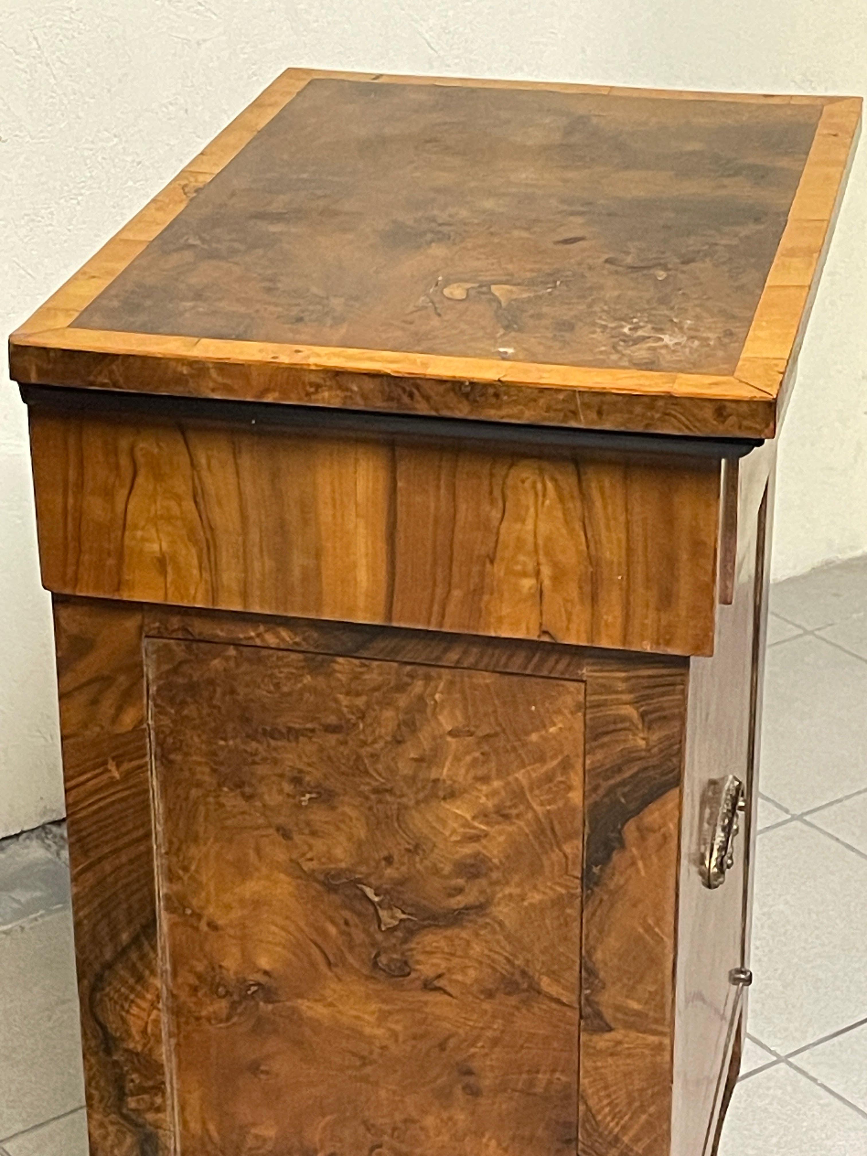 Grandi comodini decò, Italia, anni '30 en vente 6