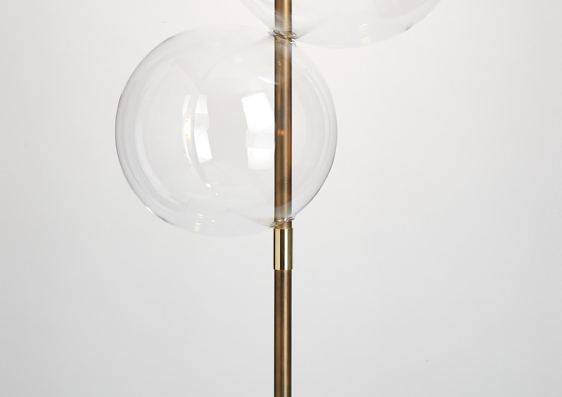 Grandine Five Lights Aged Brass Handblown Glass Contemporary Italian Floor Lamp (Italienisch) im Angebot