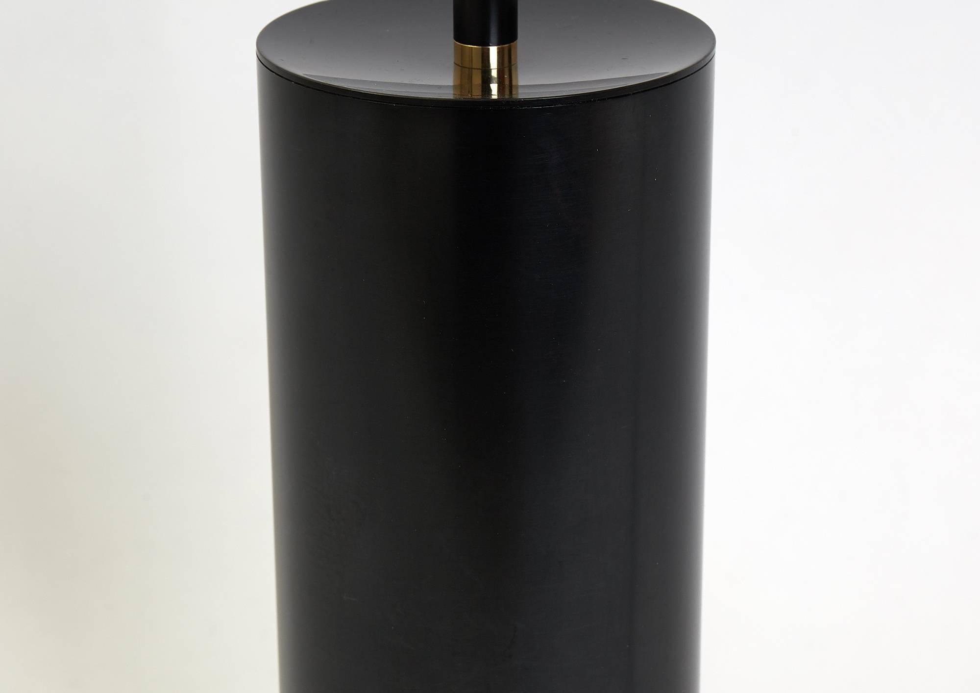 Grandine schwarze zeitgenössische Stehlampe mit fünf Lichtern aus geschwärztem Messing und geblasenem Glas im Angebot 1
