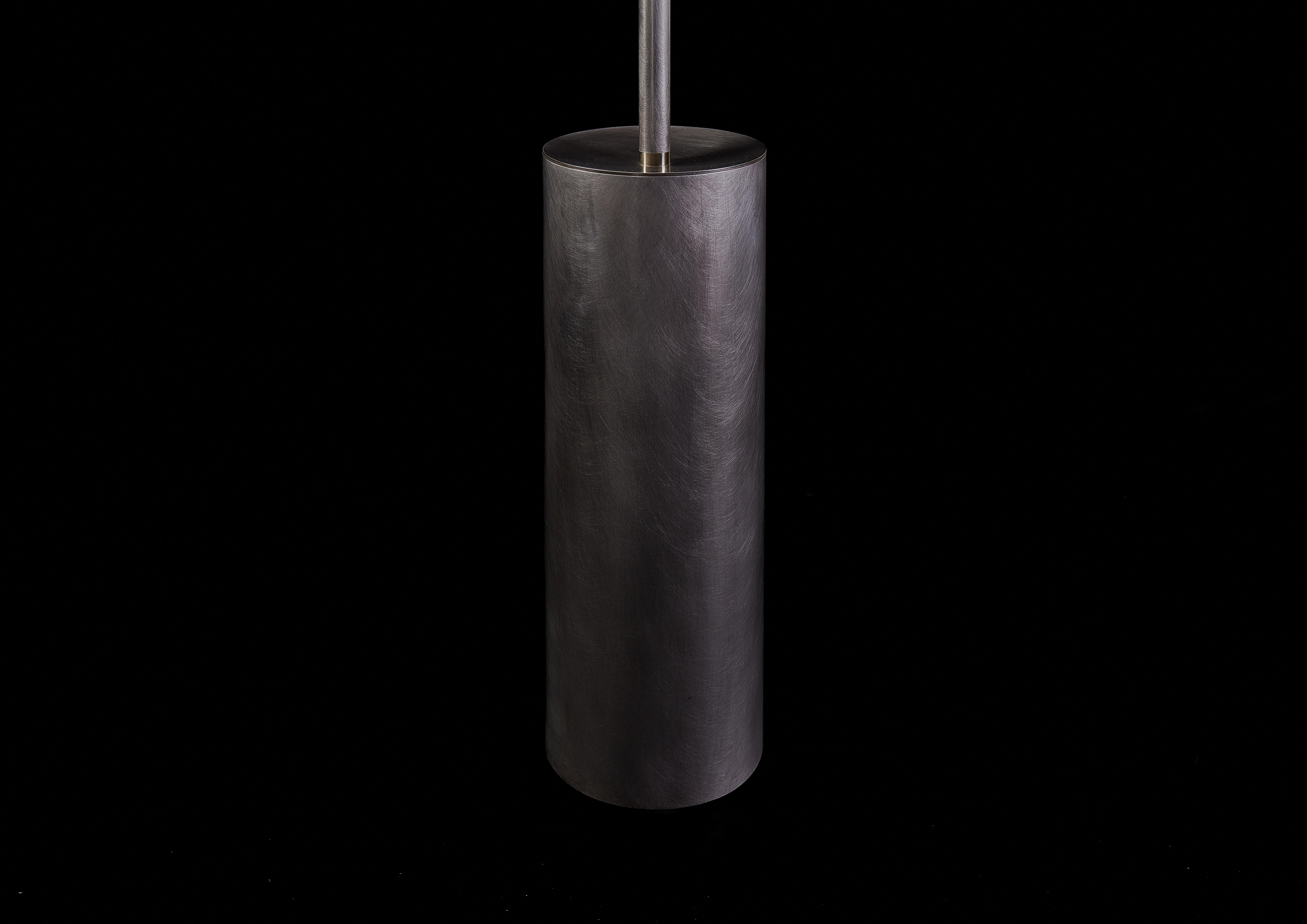 Zeitgenössische fünfflammige Stehlampe aus Silber und Messing mit Schottenkaro aus Silber  (21. Jahrhundert und zeitgenössisch) im Angebot