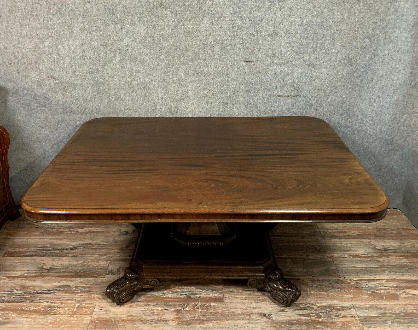 Milieu du XIXe siècle Grandiose Napoleon III Mahogany Tilt-Top Target Table - -1X06 en vente