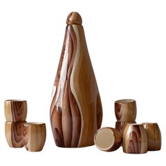 Brocca "Faux Bois" di Grandjean Jourdan e 8 tazze nei toni del marrone, Vallauris